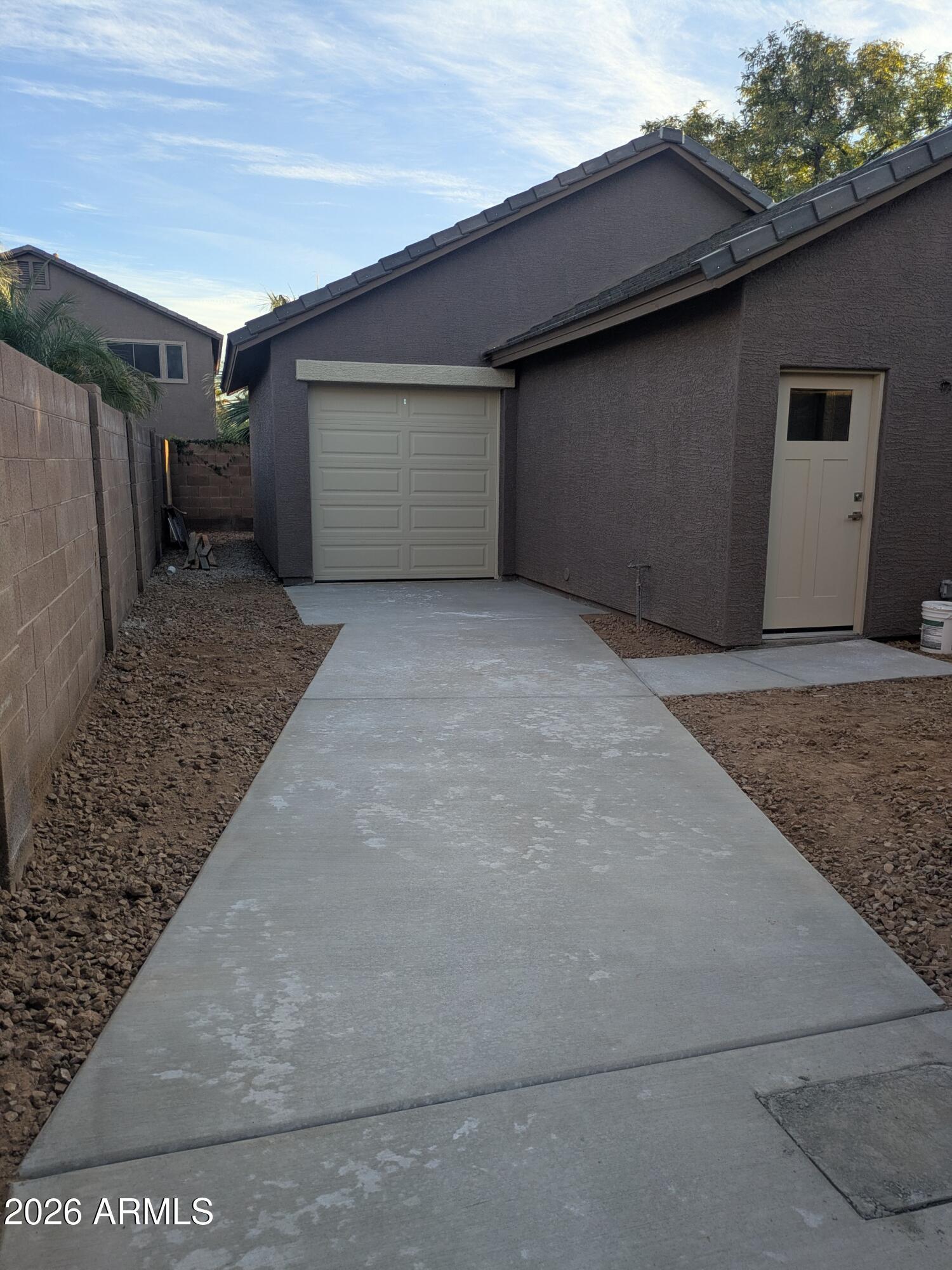  UNIT B, Surprise, AZ, 85379