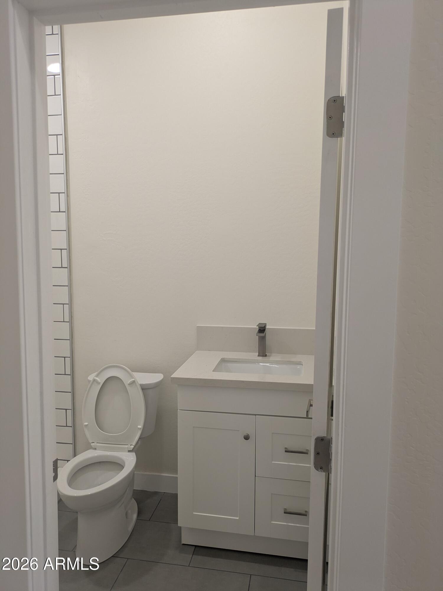  UNIT B, Surprise, AZ, 85379