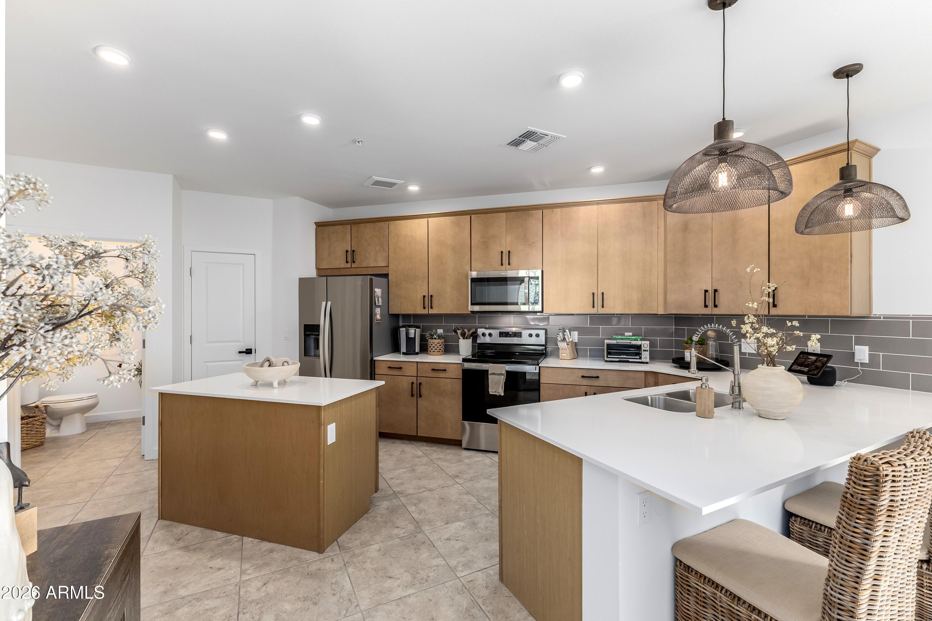  UNIT 216, Chandler, AZ, 85248