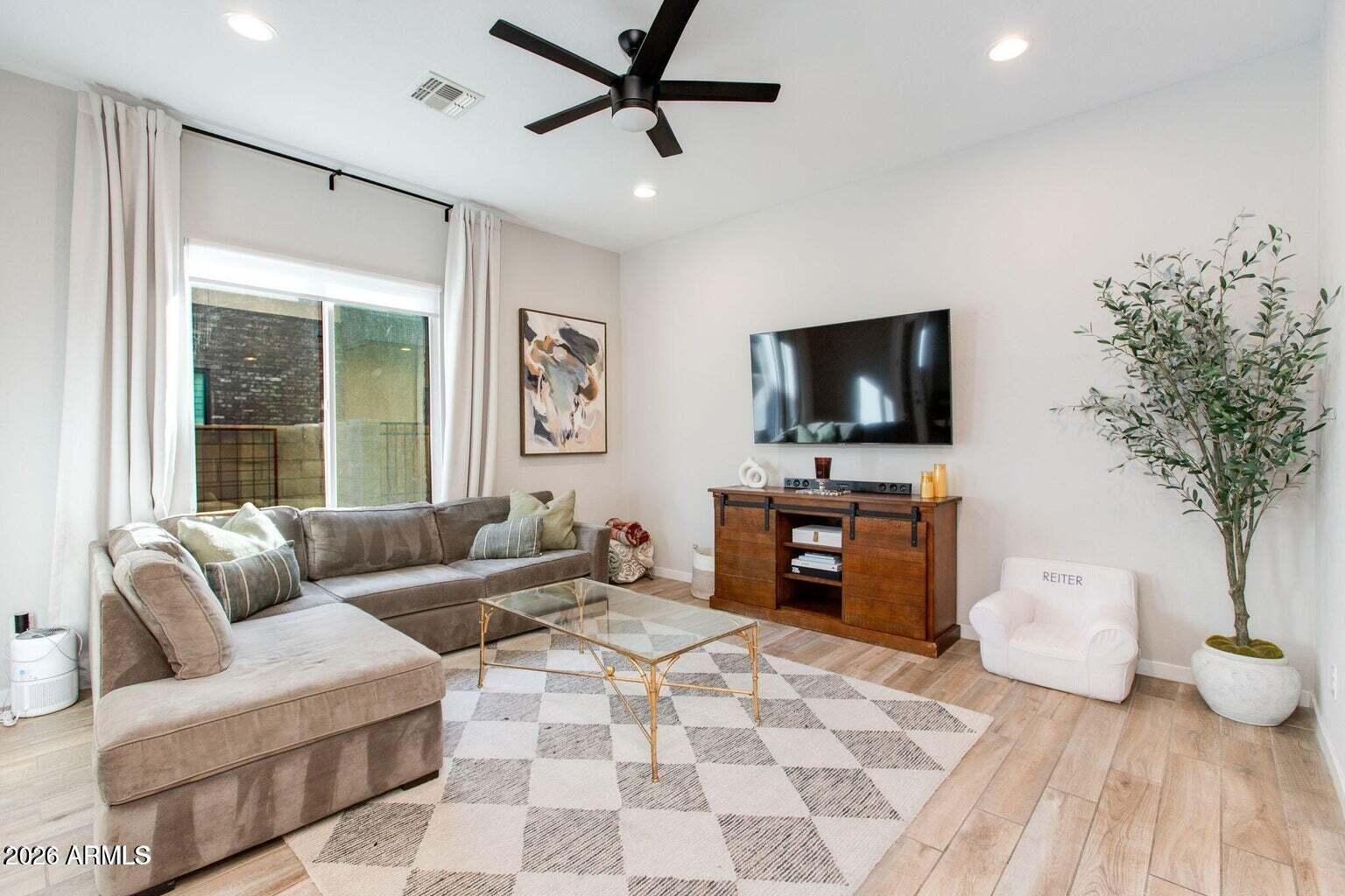  UNIT 1063, Tempe, AZ, 85281