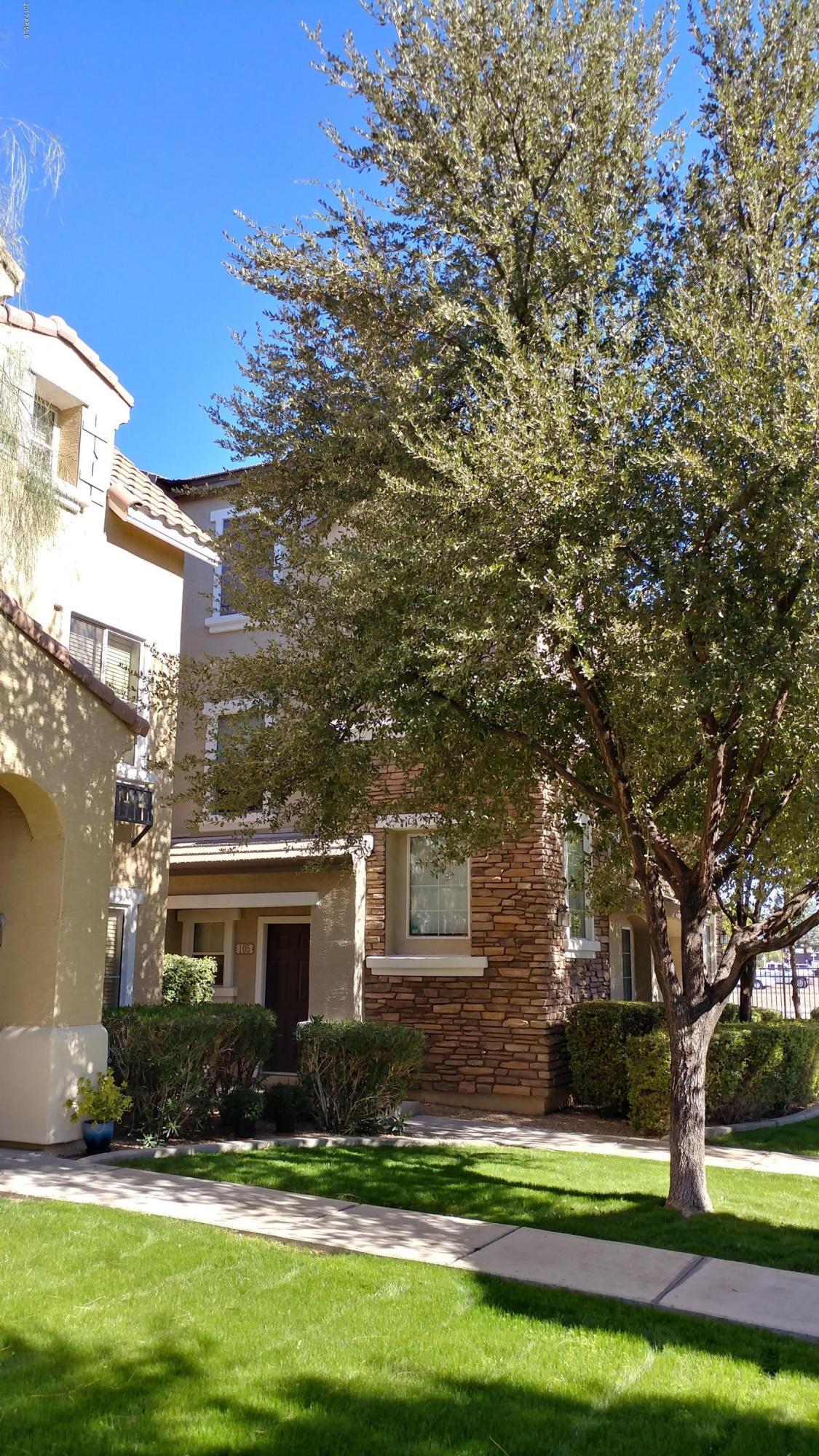 105 W Commerce Court, Gilbert, AZ 85233