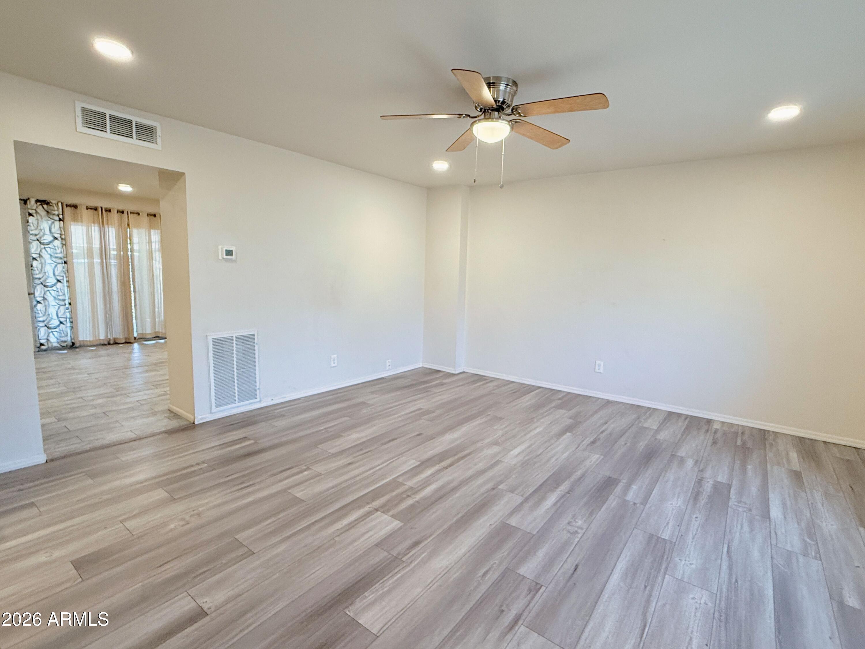 6742 N 43rd Avenue, Glendale, AZ, 85301