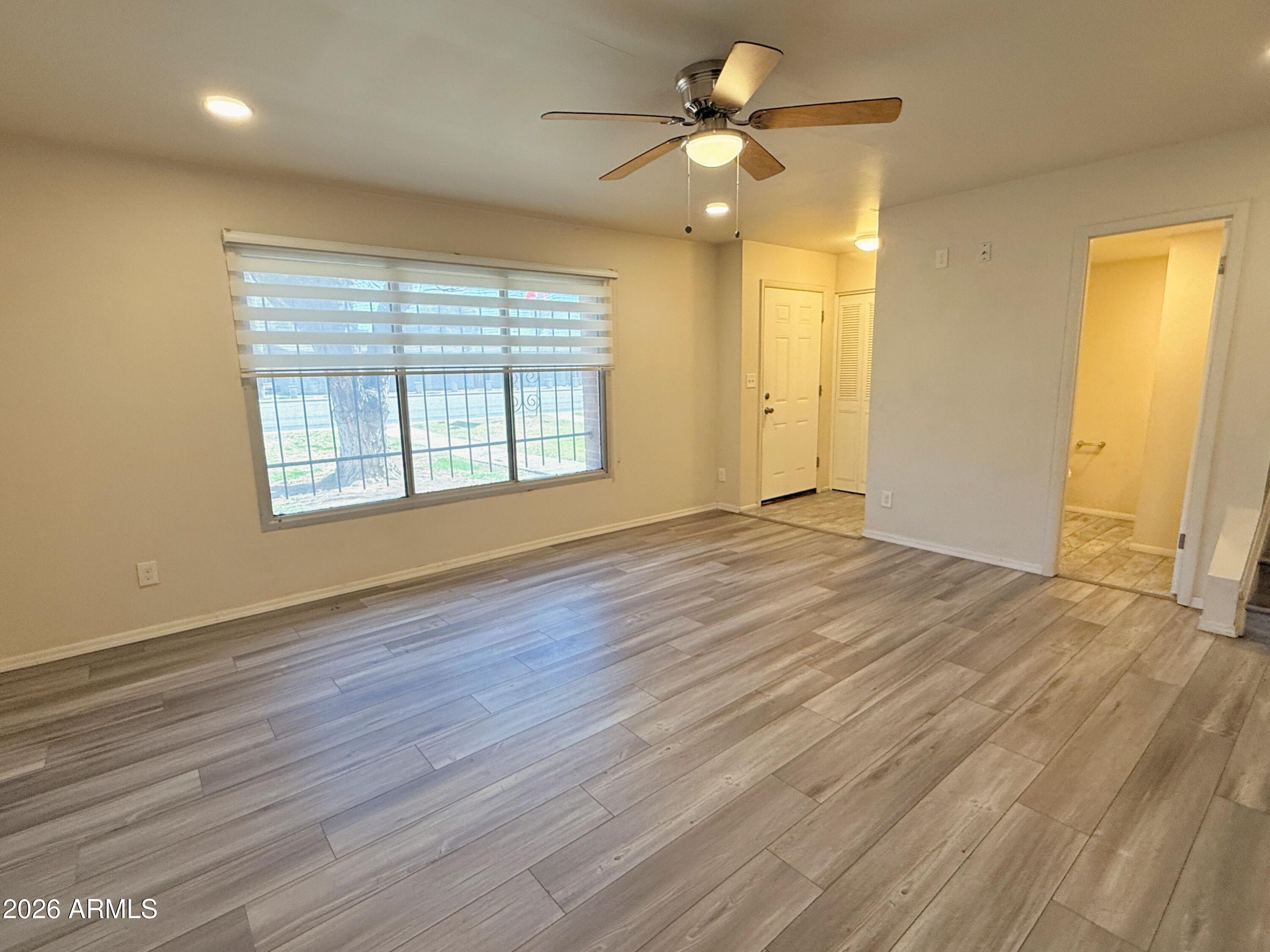 6742 N 43rd Avenue, Glendale, AZ, 85301