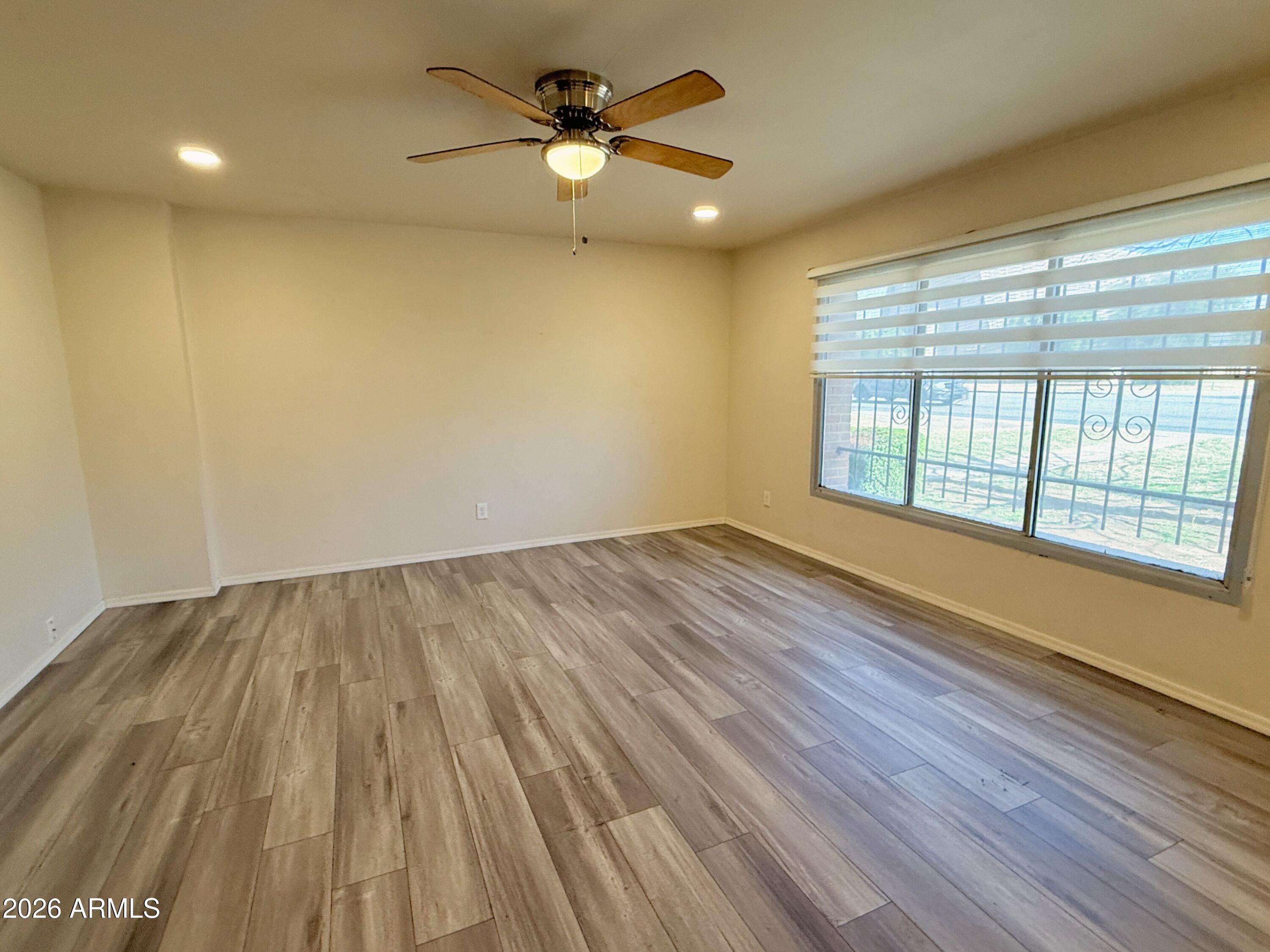 6742 N 43rd Avenue, Glendale, AZ, 85301