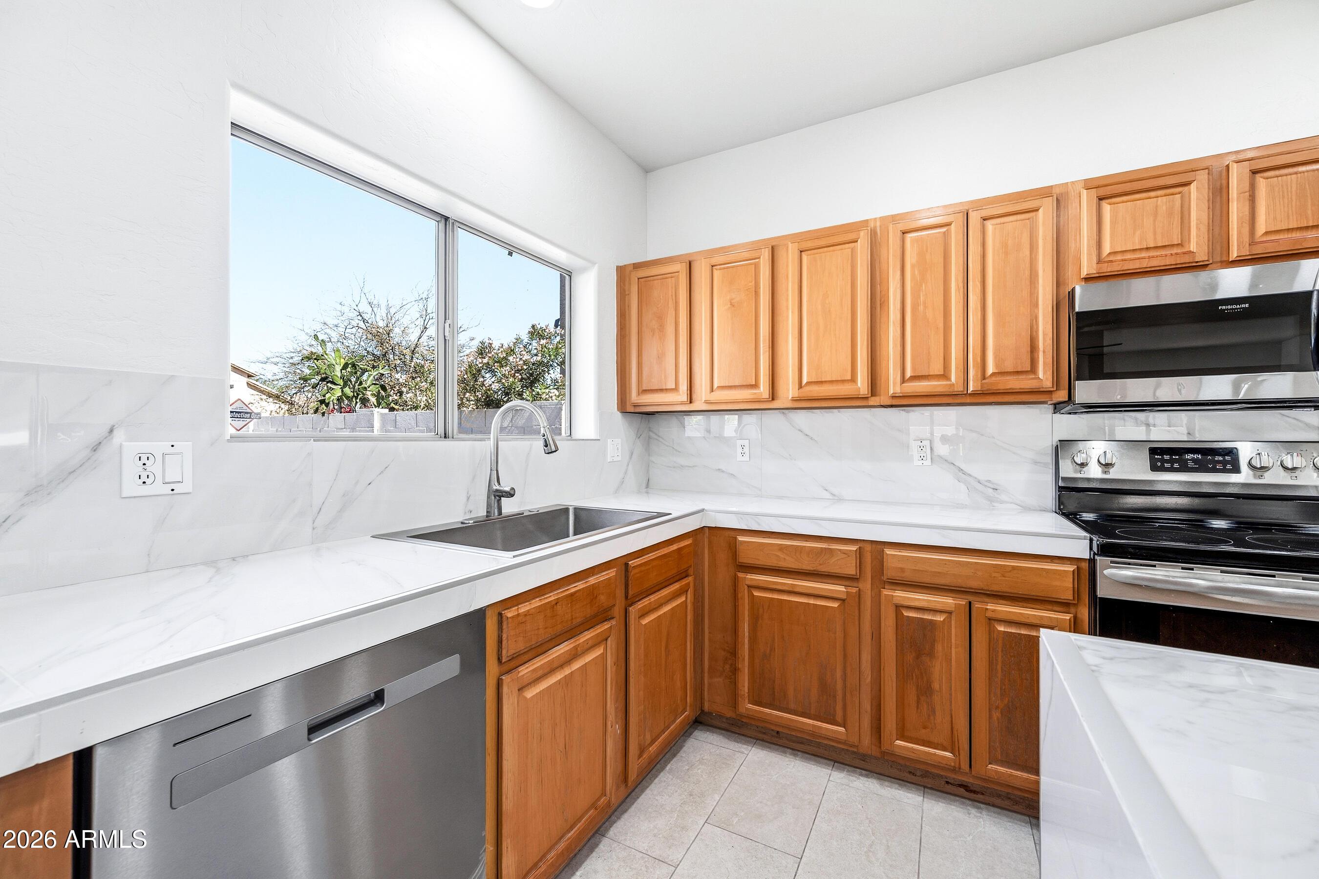 9054 W Custer Lane, Peoria, AZ, 85381