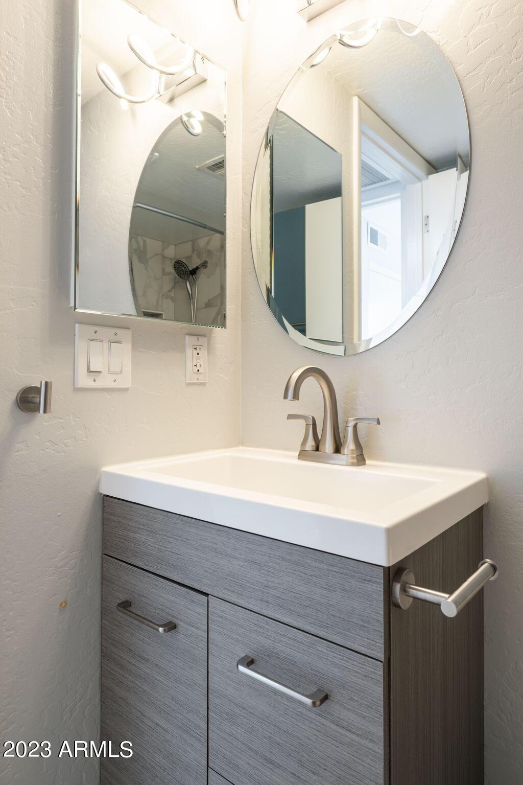 7494 E Earll Drive UNIT Apt 304, Scottsdale, AZ, 85251