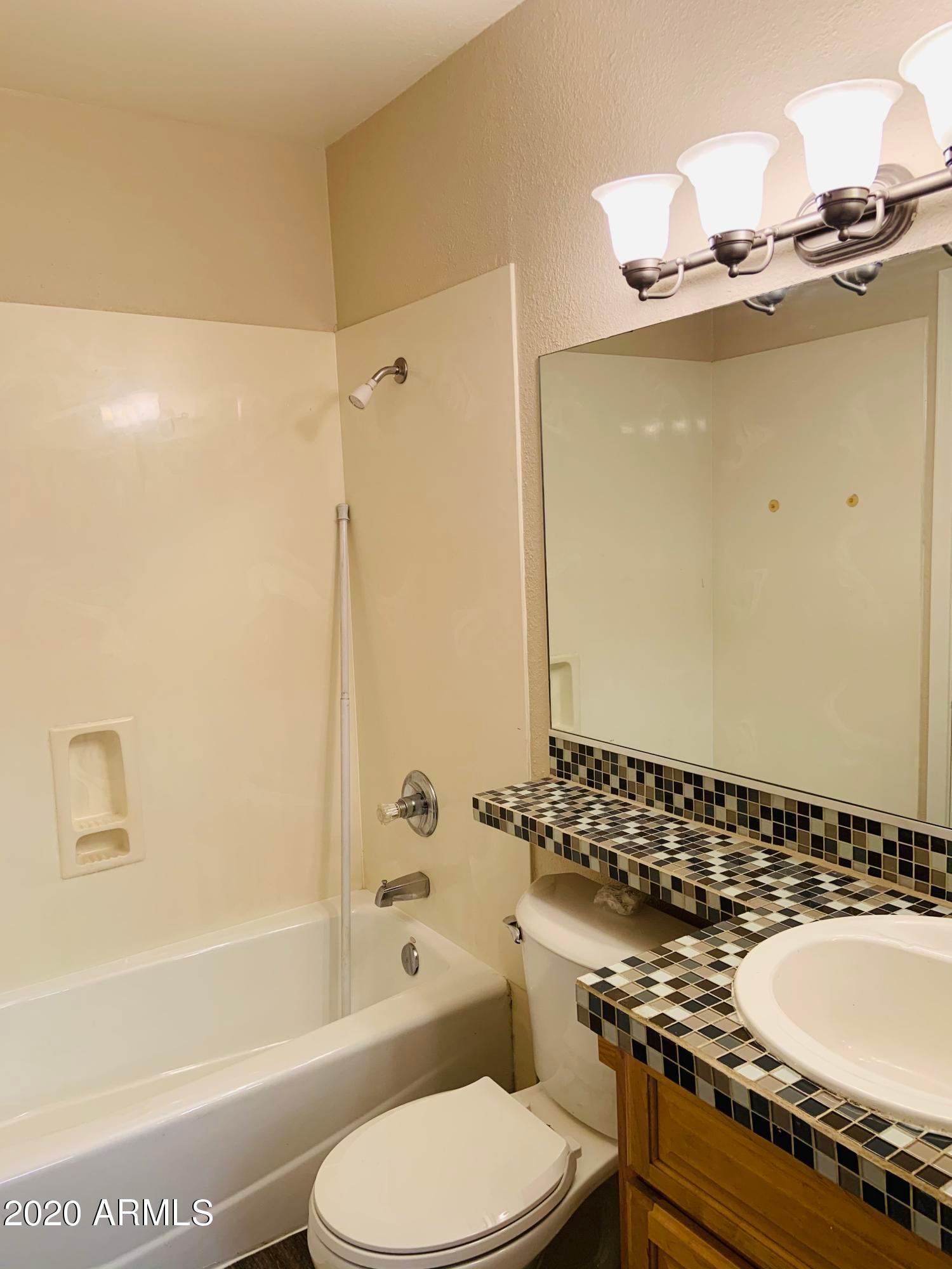 Glendale, AZ, 85304