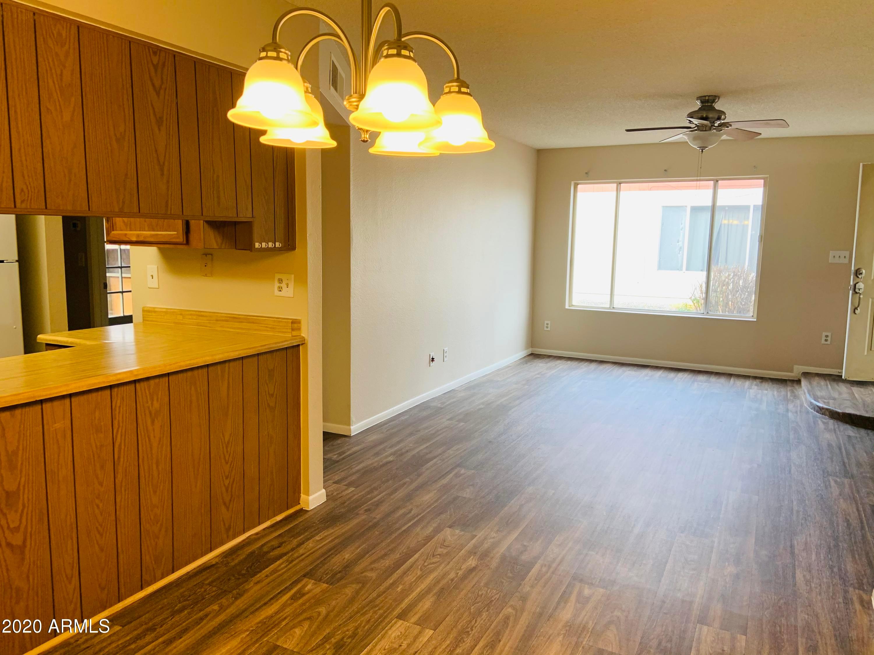 Glendale, AZ, 85304