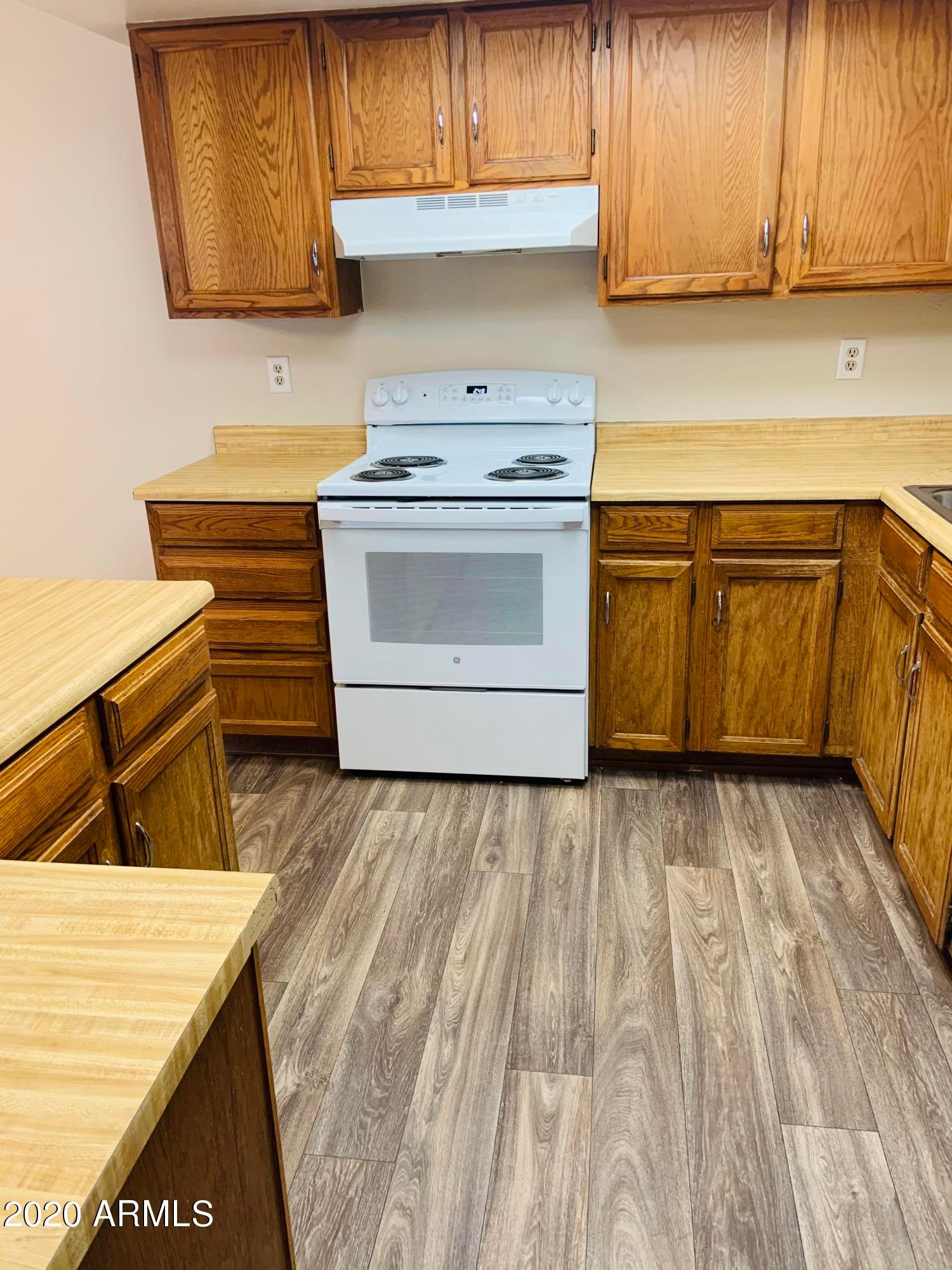 Glendale, AZ, 85304