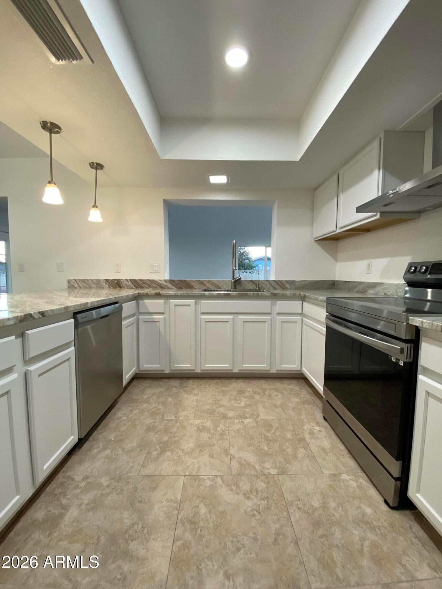 2121 W Sequoia Drive, Phoenix, AZ 85027