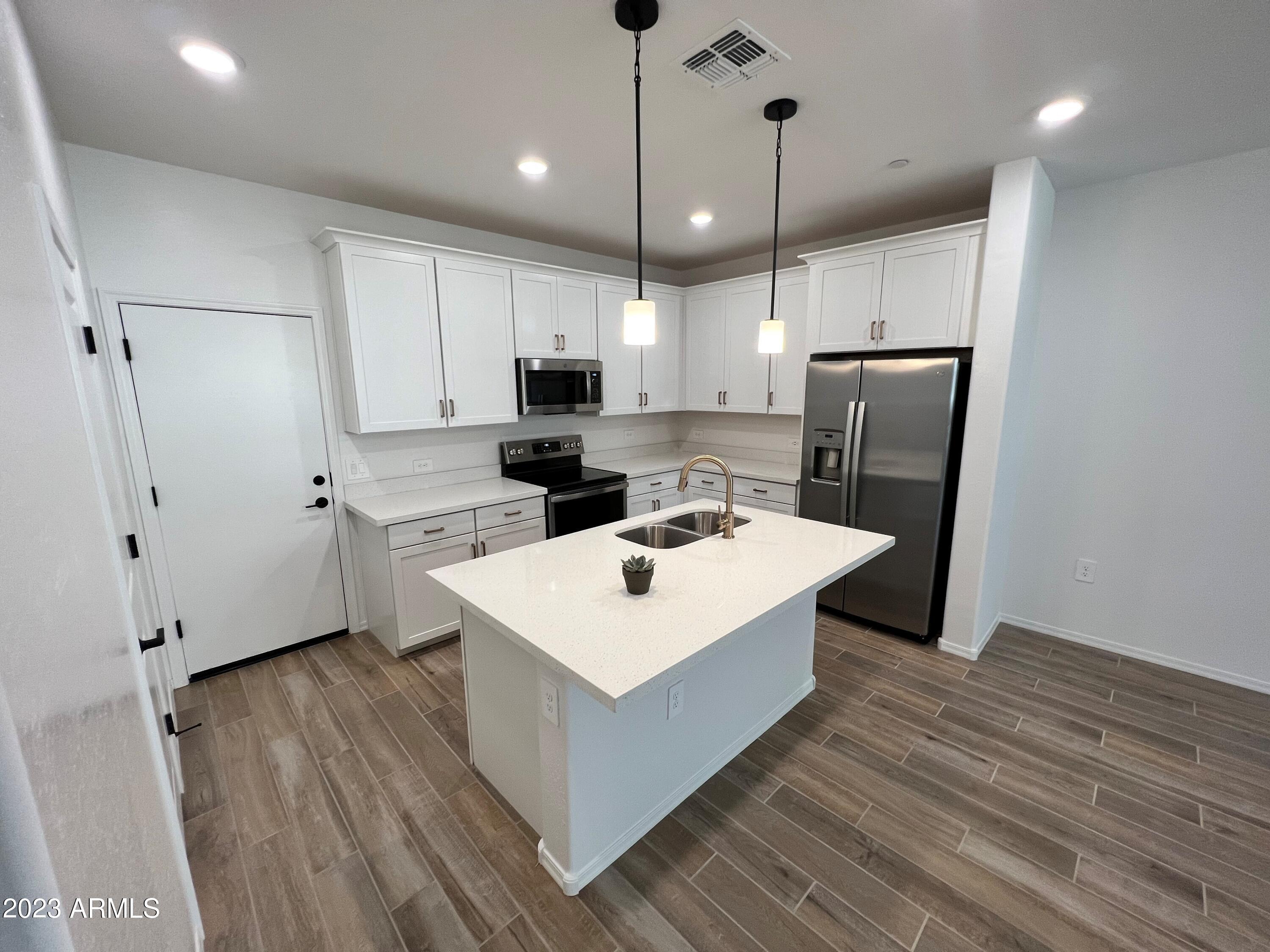 1822 E Chelsea Lane UNIT 104, Gilbert, AZ, 85295