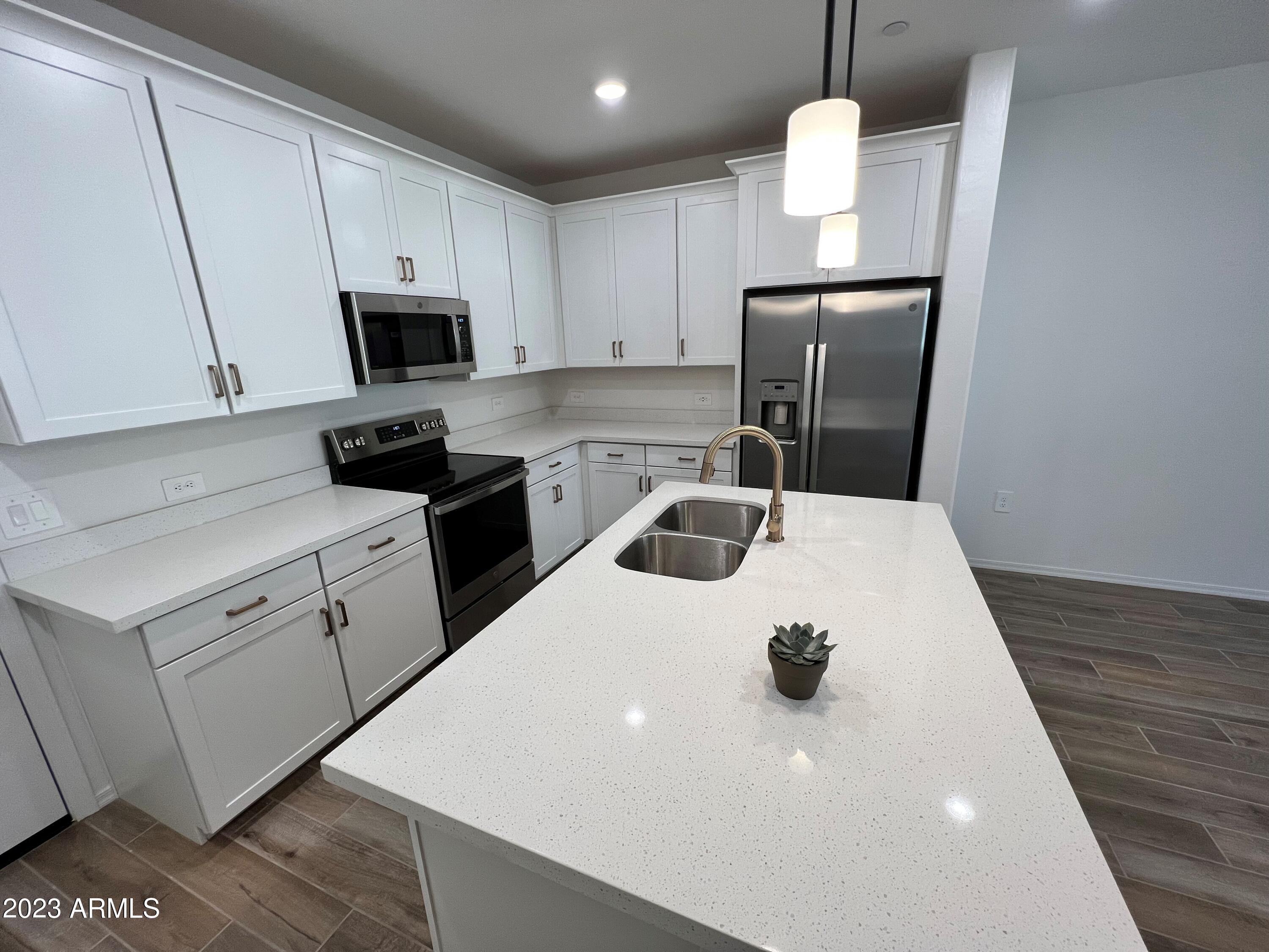 1822 E Chelsea Lane UNIT 104, Gilbert, AZ, 85295