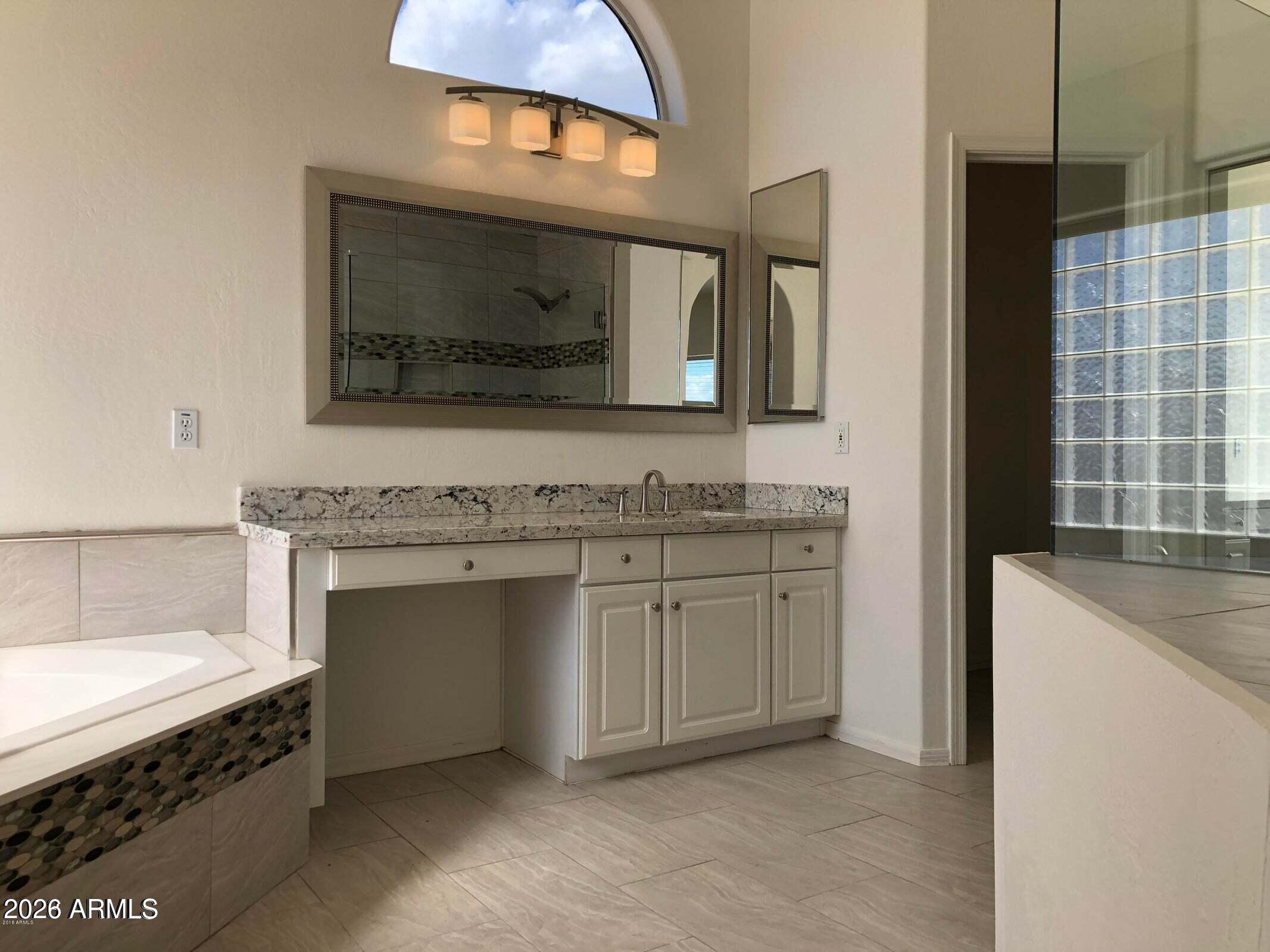 3169 E Desert Flower Lane, Phoenix, AZ 85048