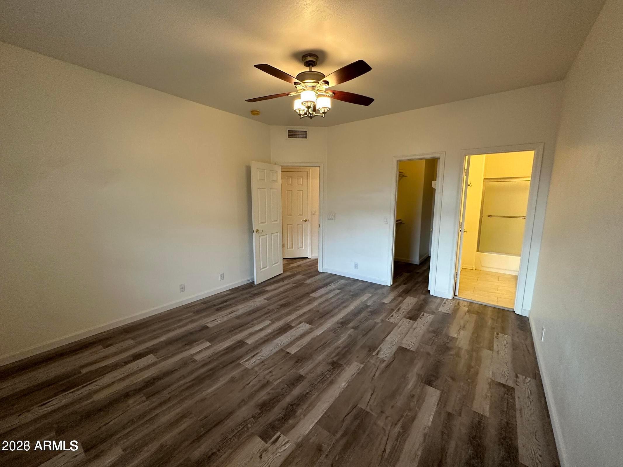 3169 E Desert Flower Lane, Phoenix, AZ 85048