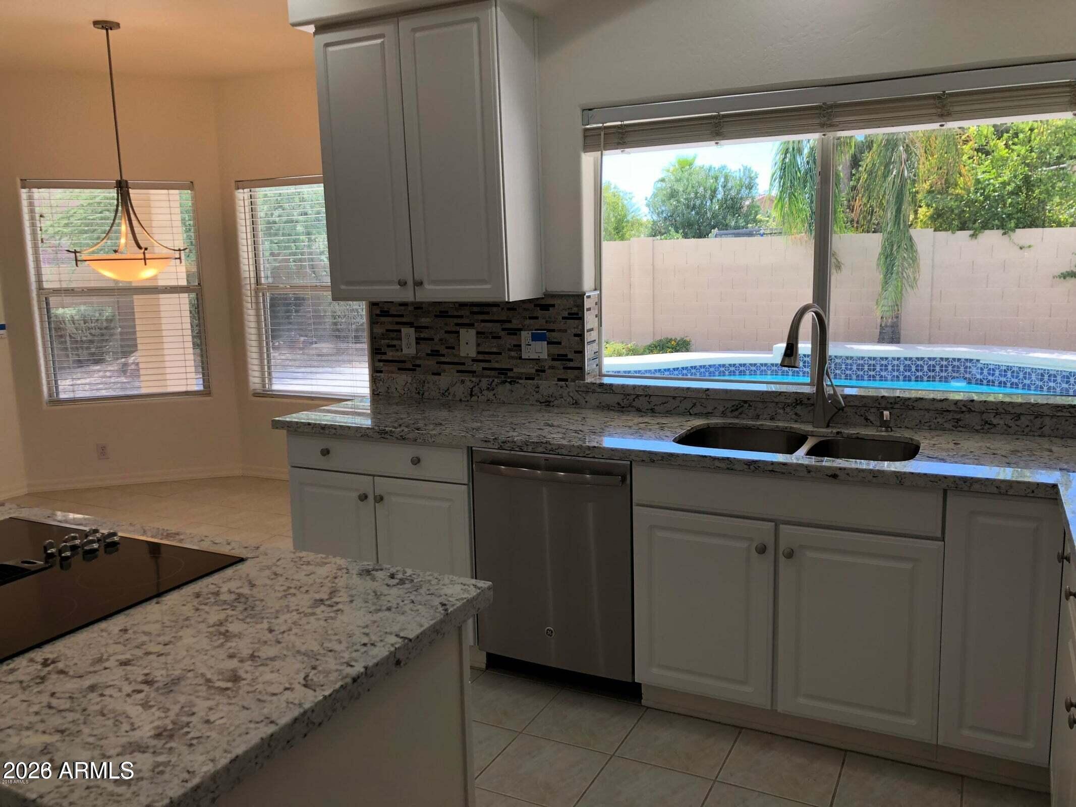 3169 E Desert Flower Lane, Phoenix, AZ 85048