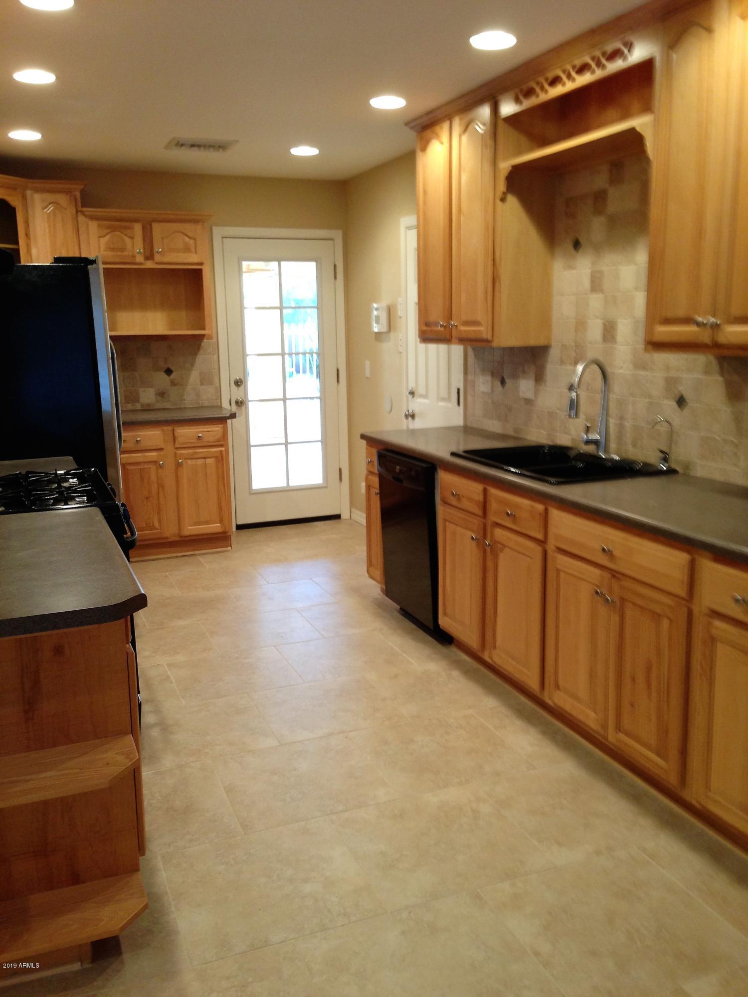 14818 N 38th Street, Phoenix, AZ, 85032