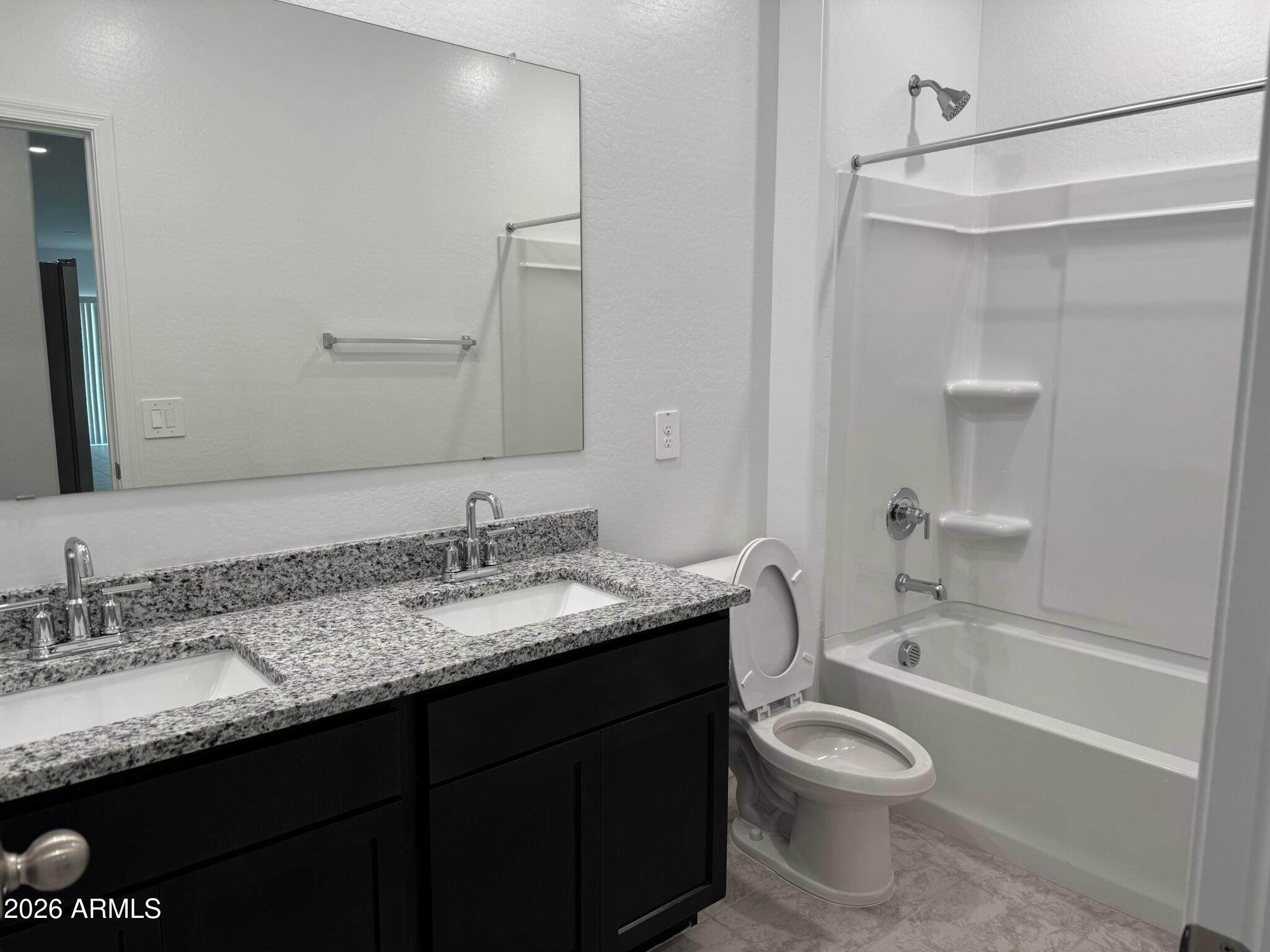 Apache Junction, AZ, 85120