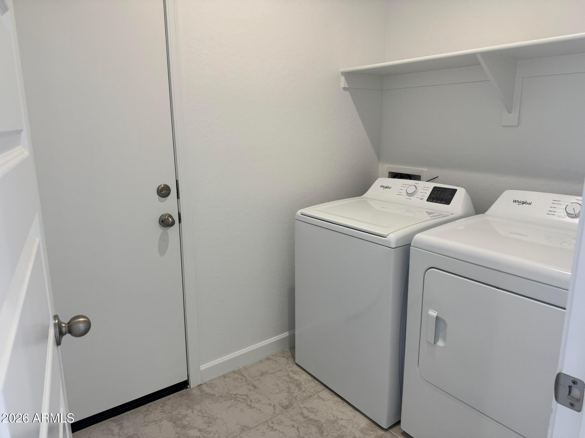 Apache Junction, AZ, 85120