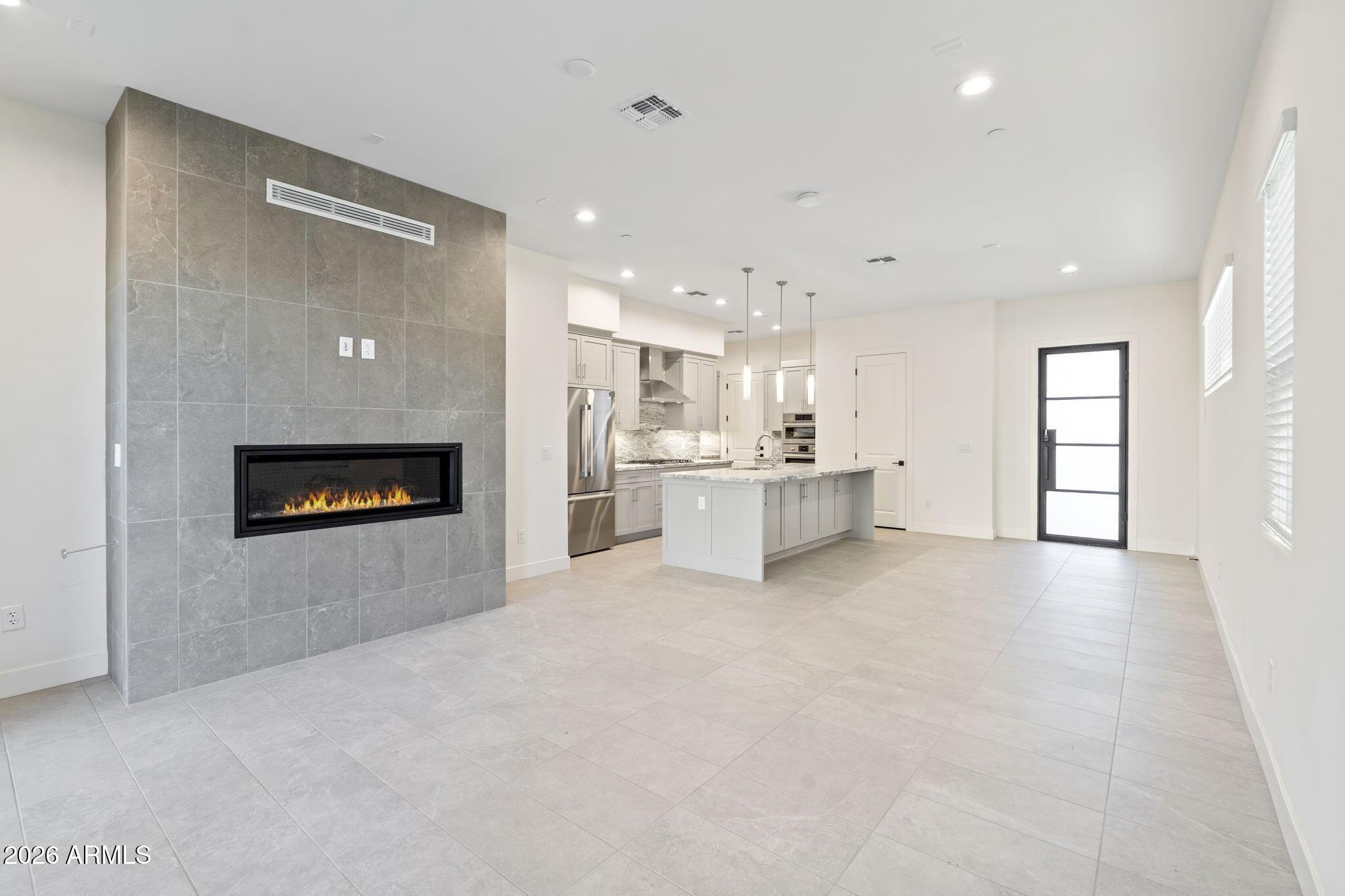 1 Easy Street UNIT 11, Carefree, AZ, 85377