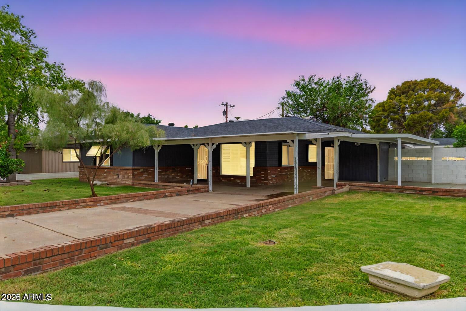 7340 N 7th Avenue, Phoenix, AZ, 85021