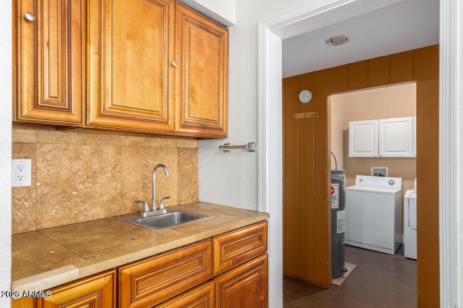 7340 N 7th Avenue, Phoenix, AZ, 85021