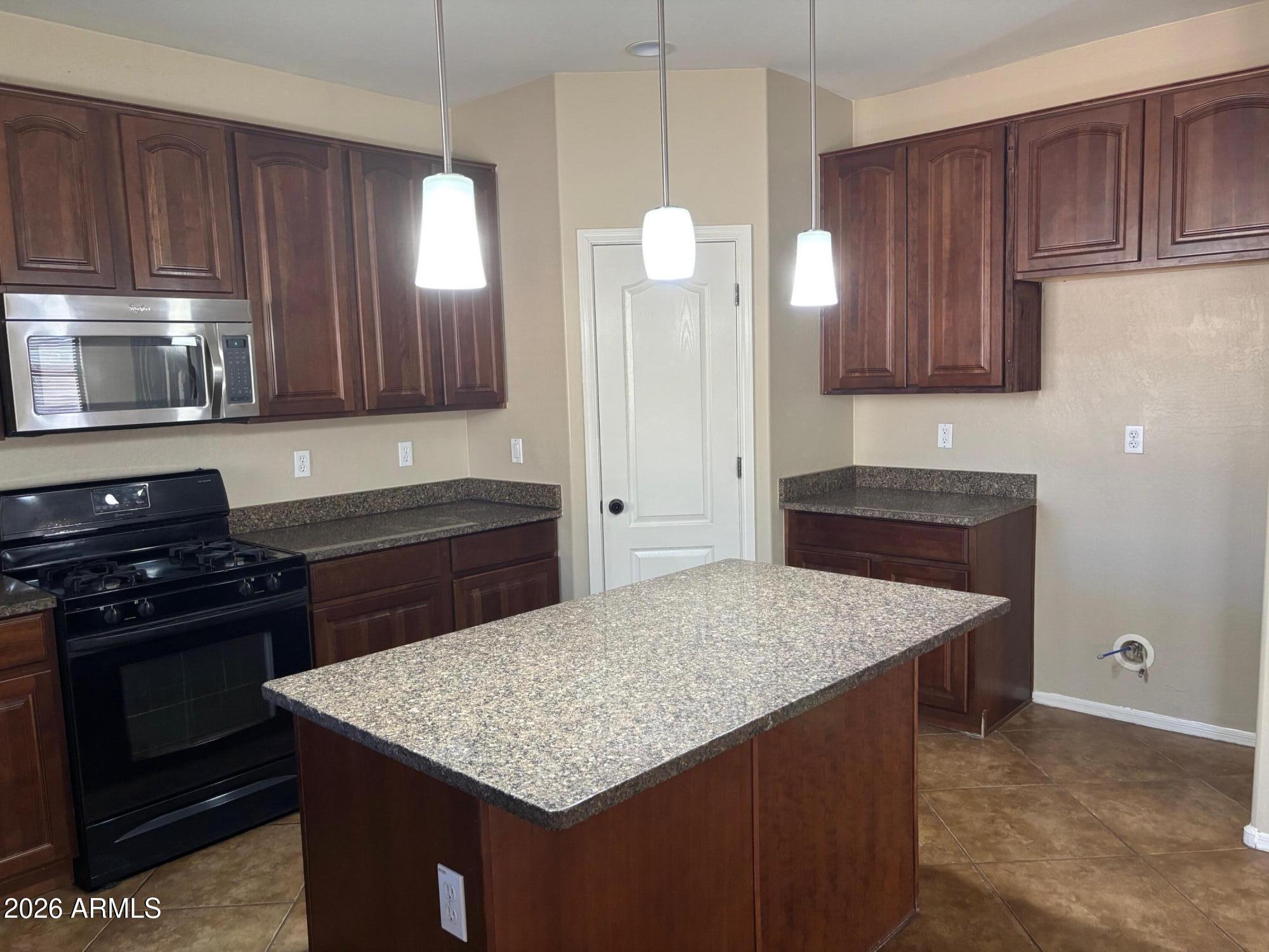 11360 E Starkey Avenue, Mesa, AZ 85212