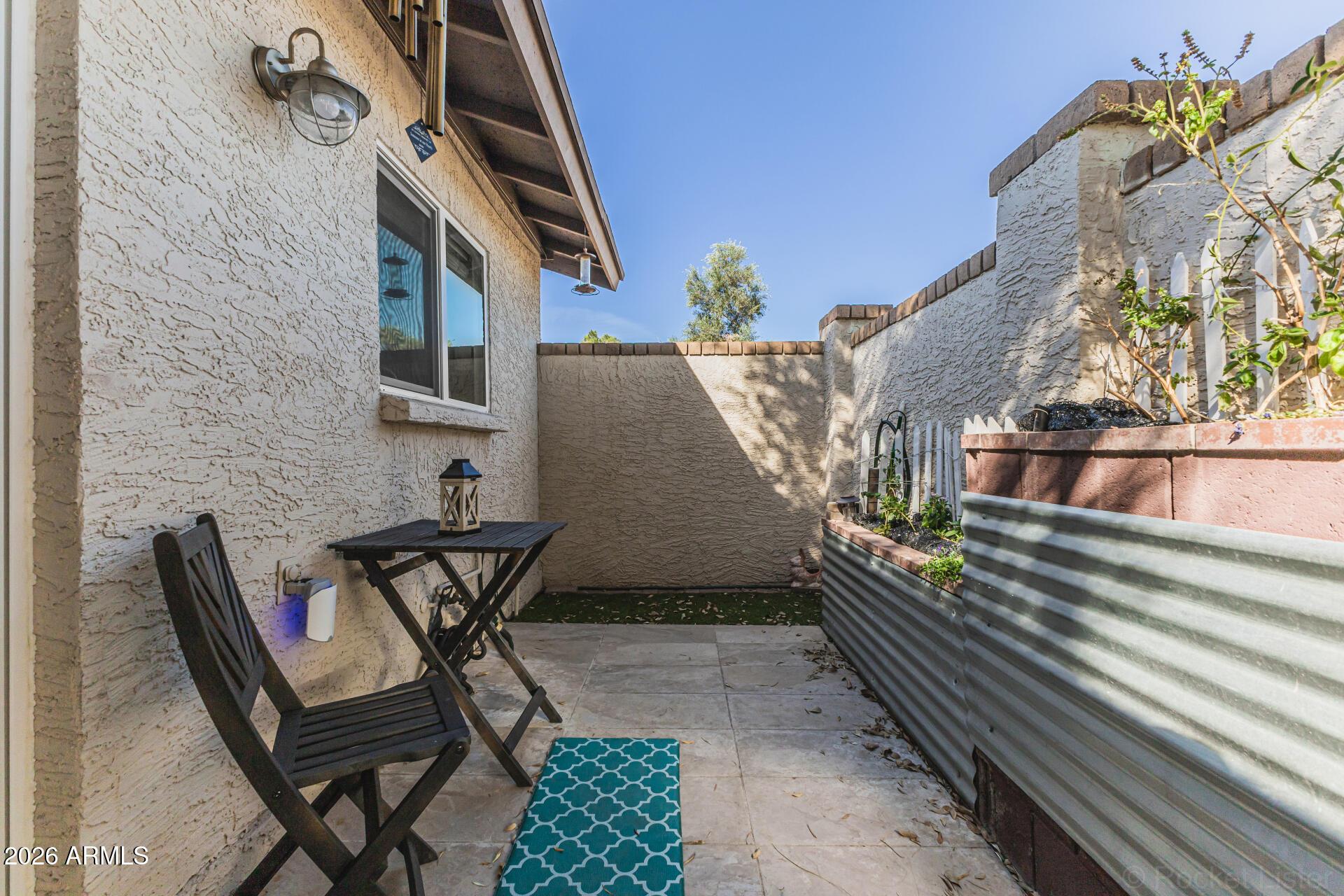 1005 W Laguna Drive, Tempe, AZ 85282