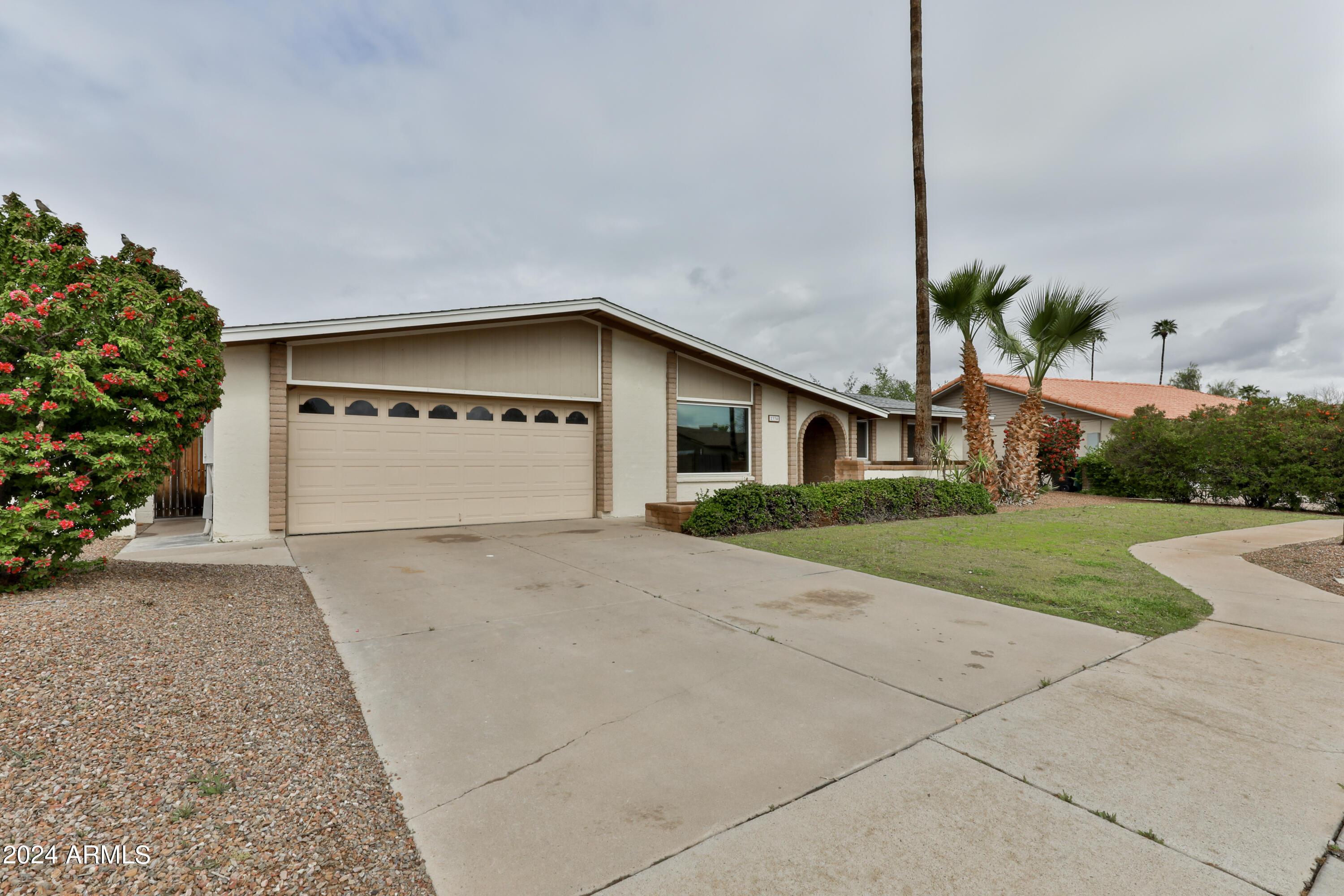 2334 W Calle Iglesia Avenue, Mesa, AZ, 85202