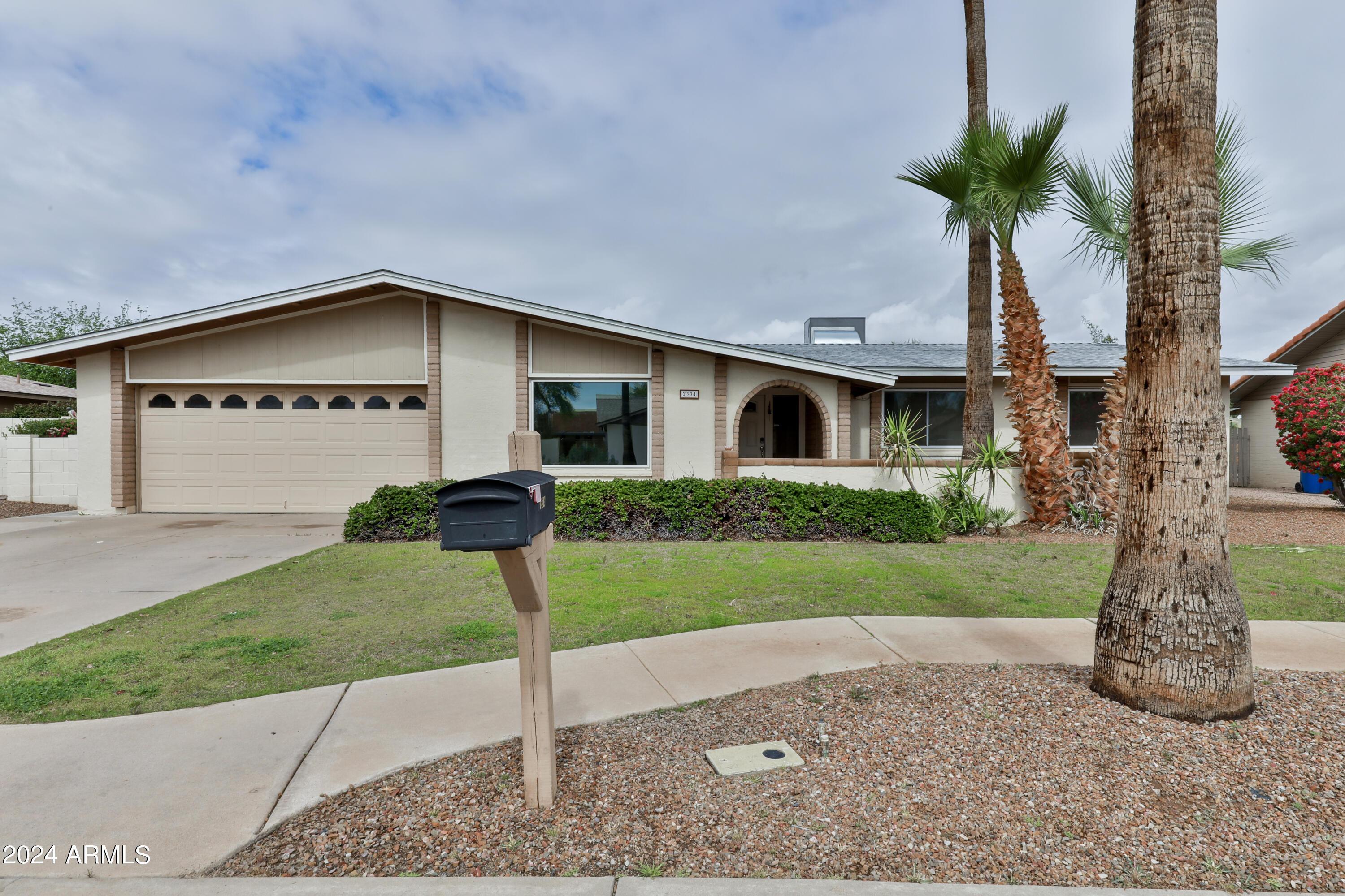 2334 W Calle Iglesia Avenue, Mesa, AZ, 85202