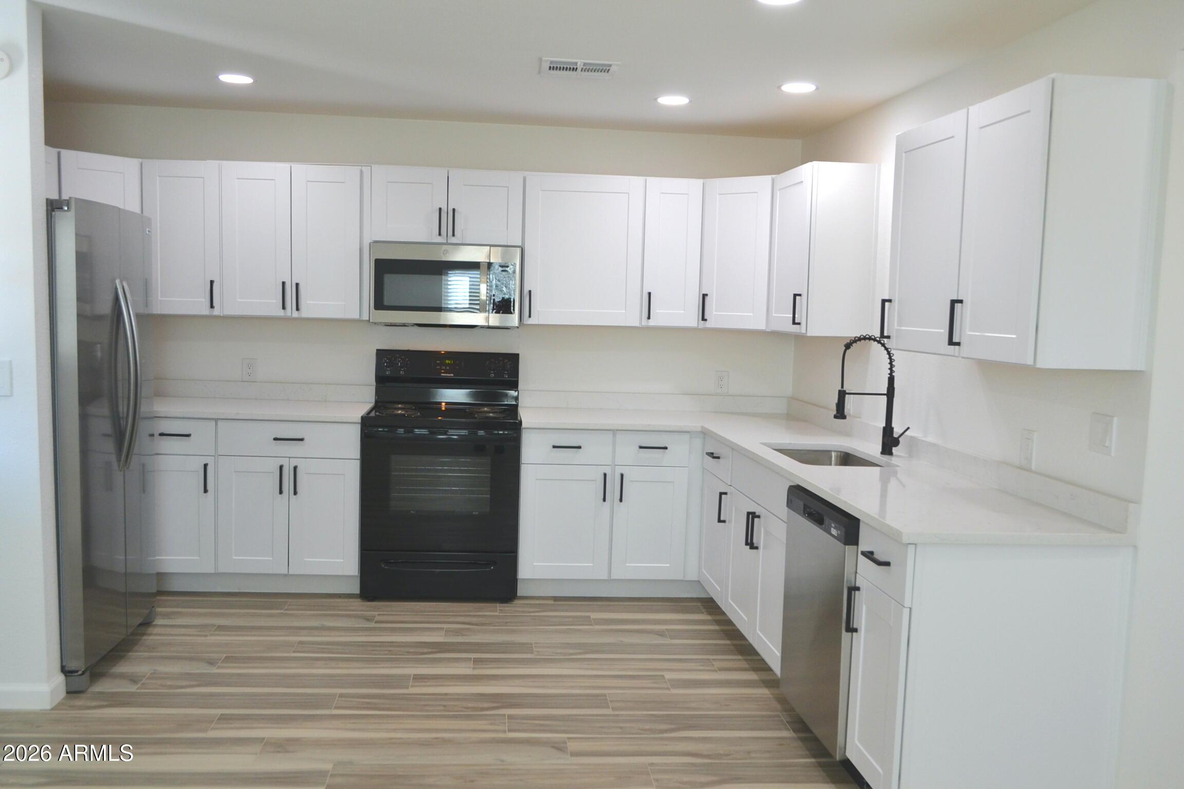 44 N Mountain Road UNIT Apt 1, Apache Junction, AZ, 85120