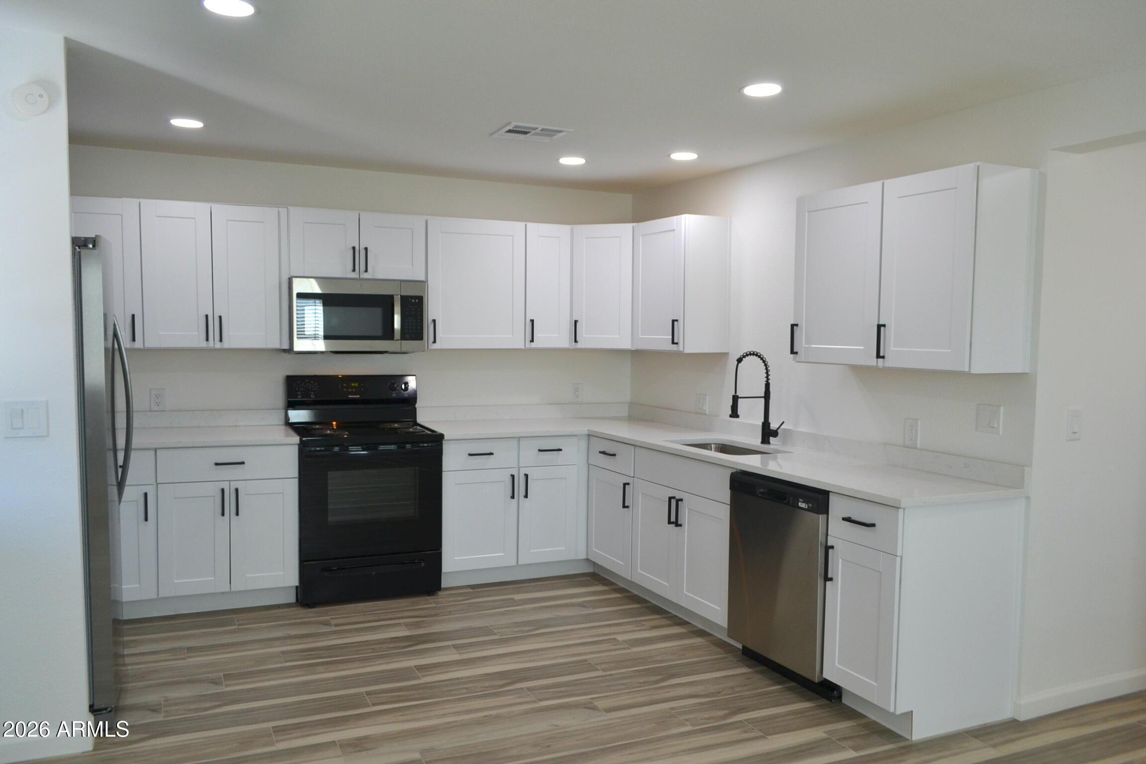 44 N Mountain Road UNIT Apt 1, Apache Junction, AZ, 85120