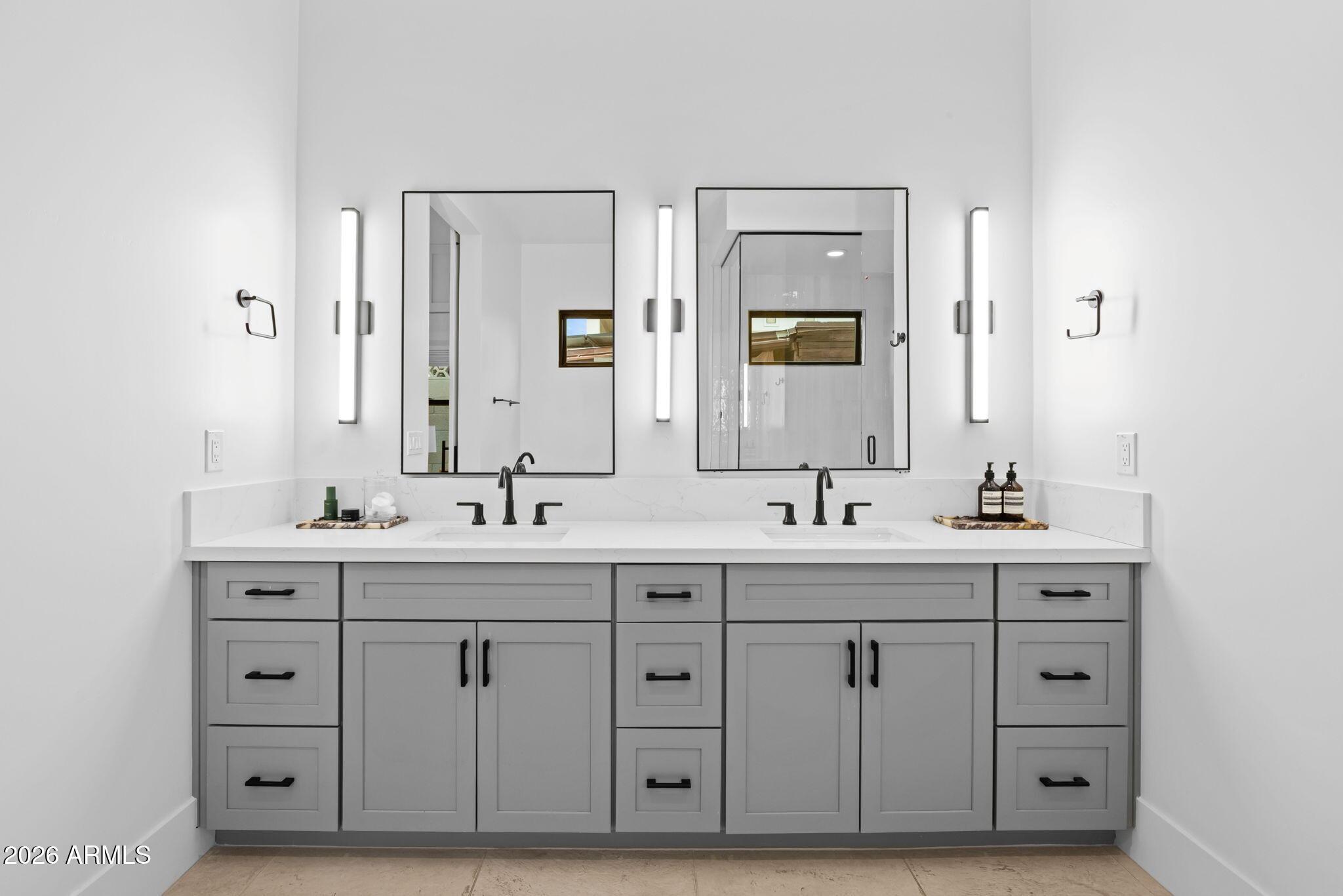  UNIT 1, Phoenix, AZ, 85018