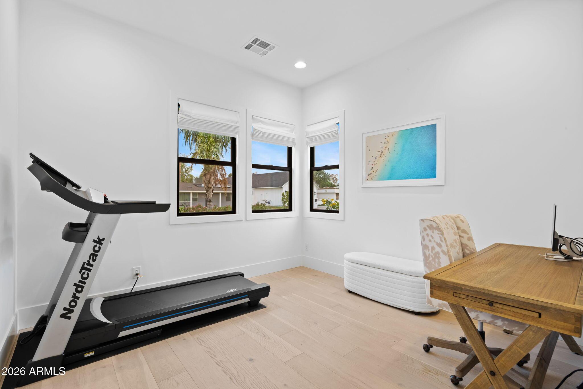  UNIT 1, Phoenix, AZ, 85018