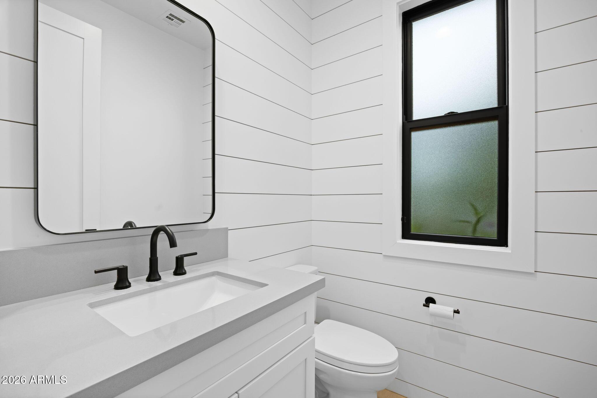  UNIT 1, Phoenix, AZ, 85018