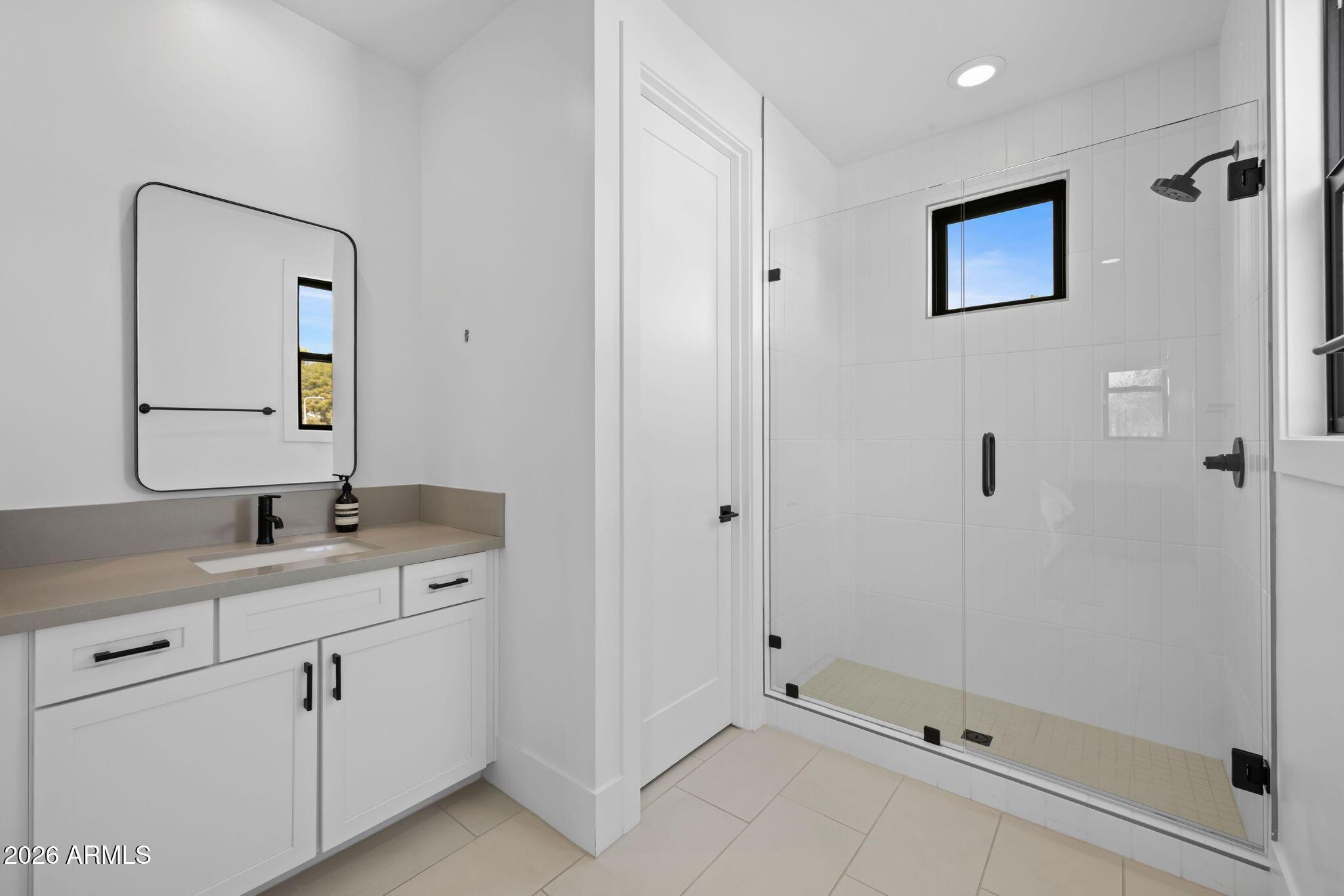  UNIT 1, Phoenix, AZ, 85018