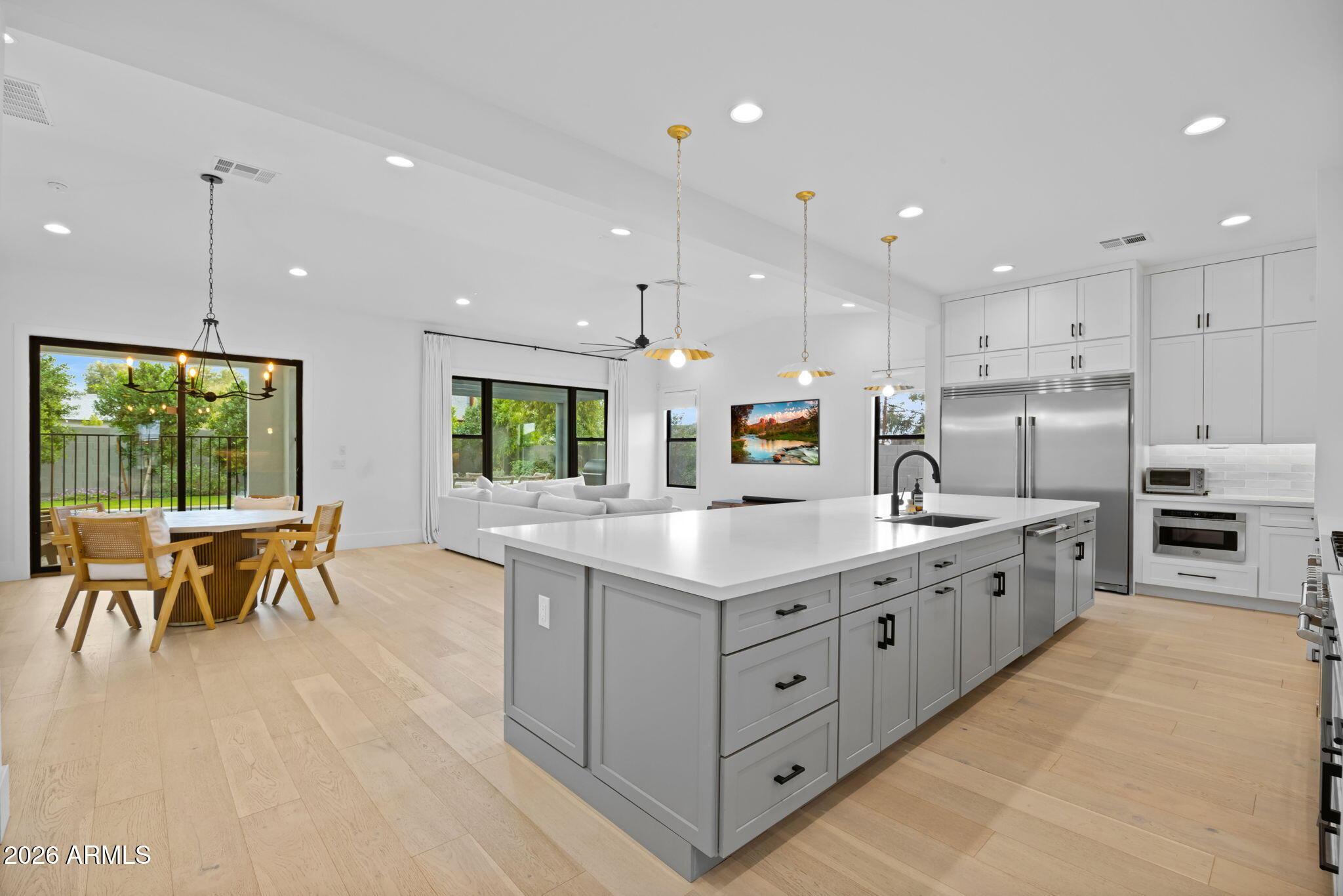  UNIT 1, Phoenix, AZ, 85018