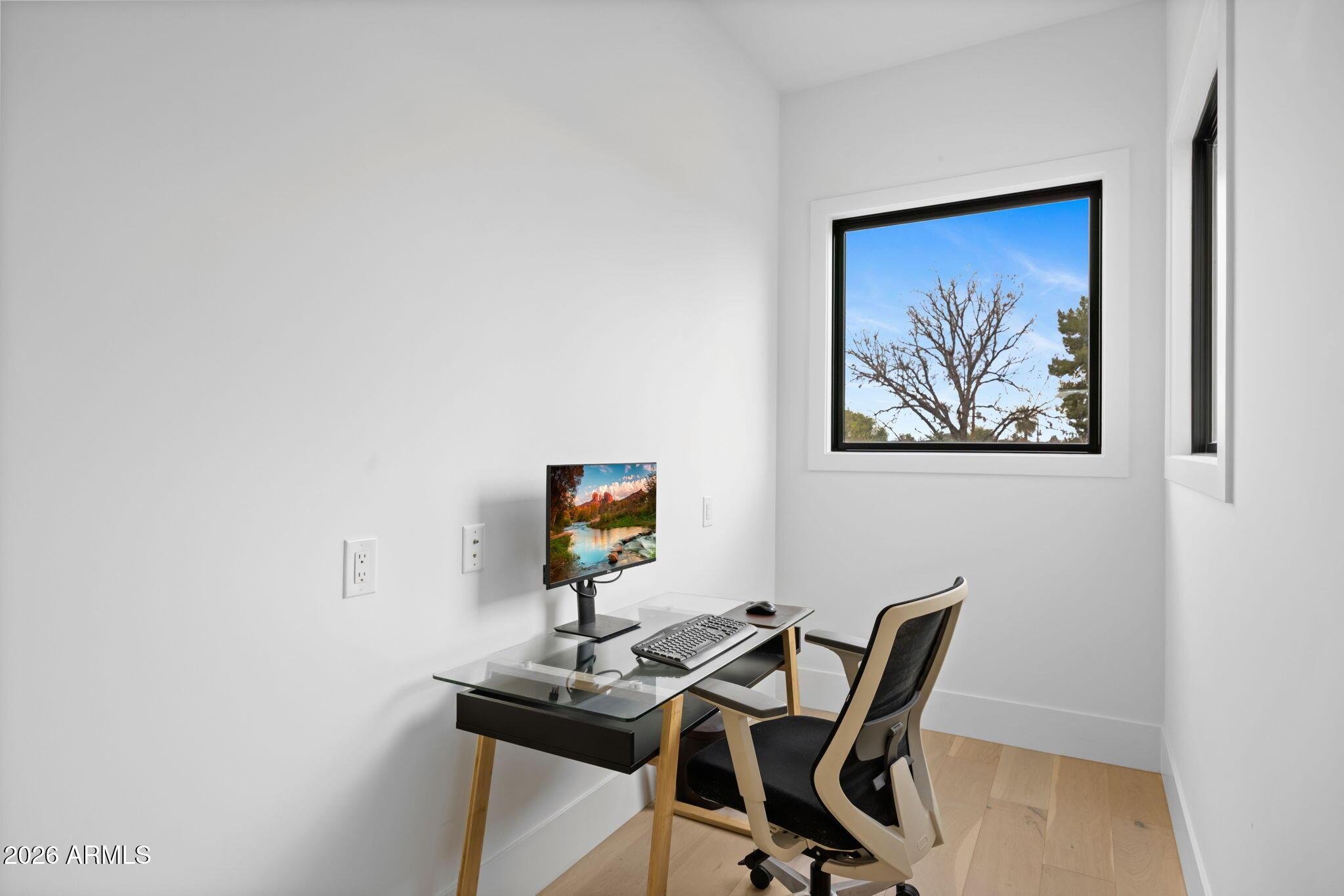  UNIT 1, Phoenix, AZ, 85018