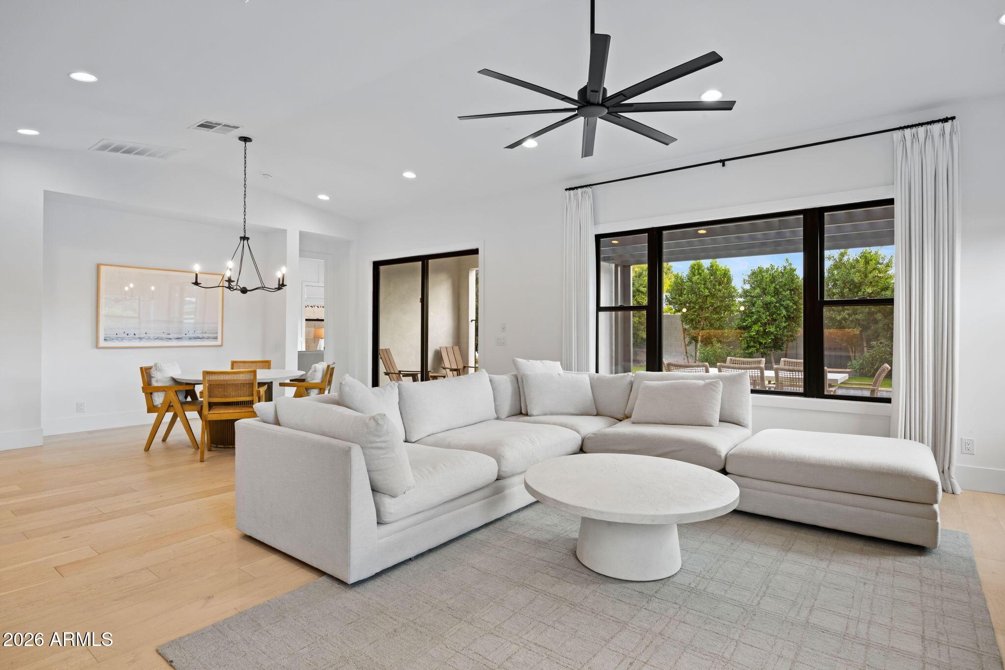  UNIT 1, Phoenix, AZ, 85018