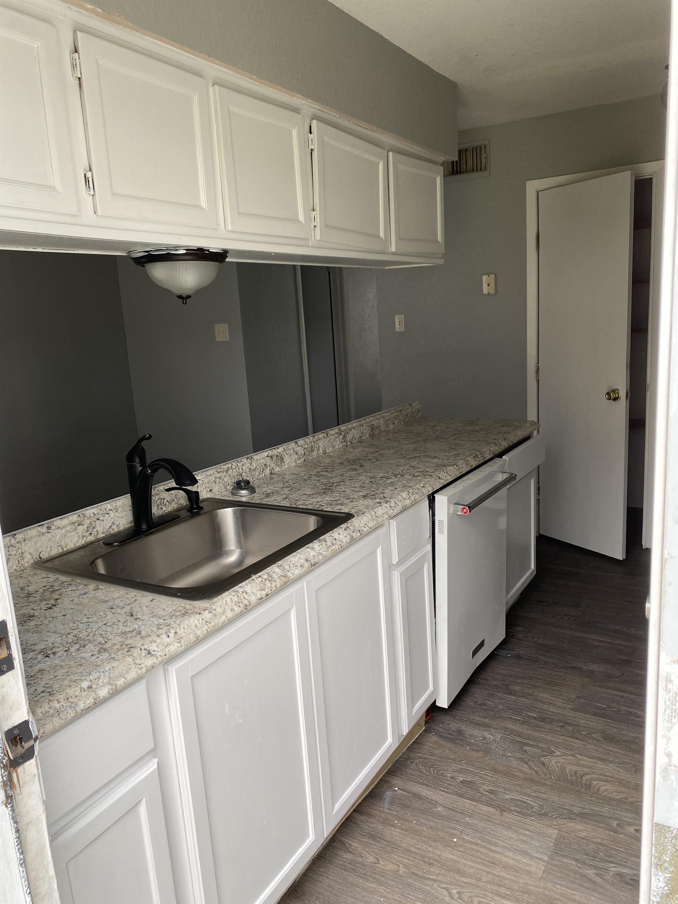 https://cdn.rentalbeast.com/listings/BUILDIUM-15446850-0.jpg.rbm