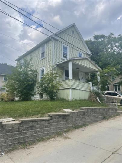 https://cdn.rentalbeast.com/listings/BUILDIUM-15501278-0.jpg.rbm