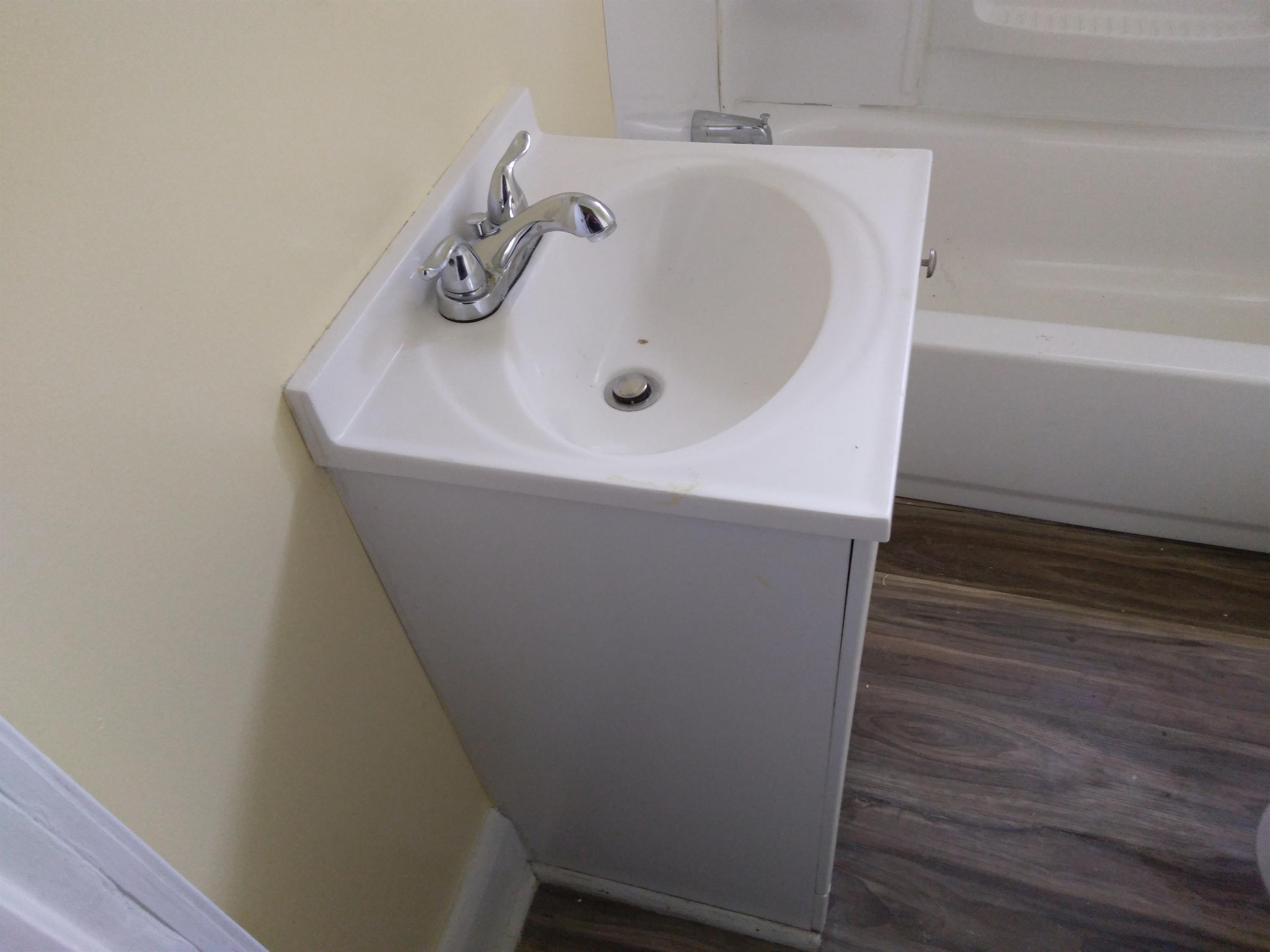 Image 2 For 537 Potter Street