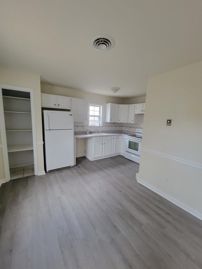 https://cdn.rentalbeast.com/listings/BUILDIUM-15728583-2.jpg.rbm