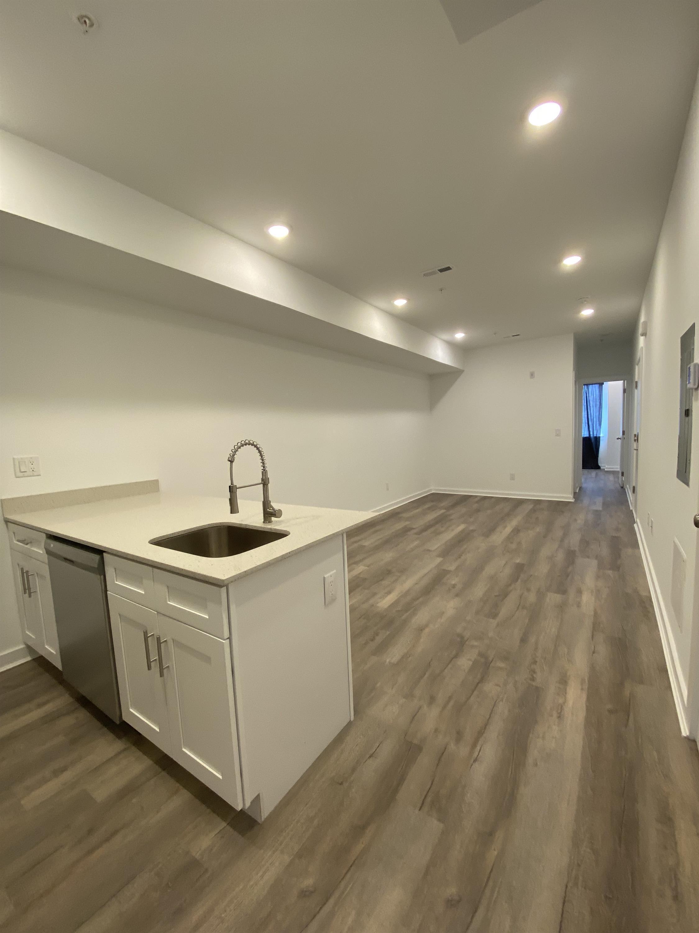 https://cdn.rentalbeast.com/listings/BUILDIUM-15929750-1.jpg.rbm