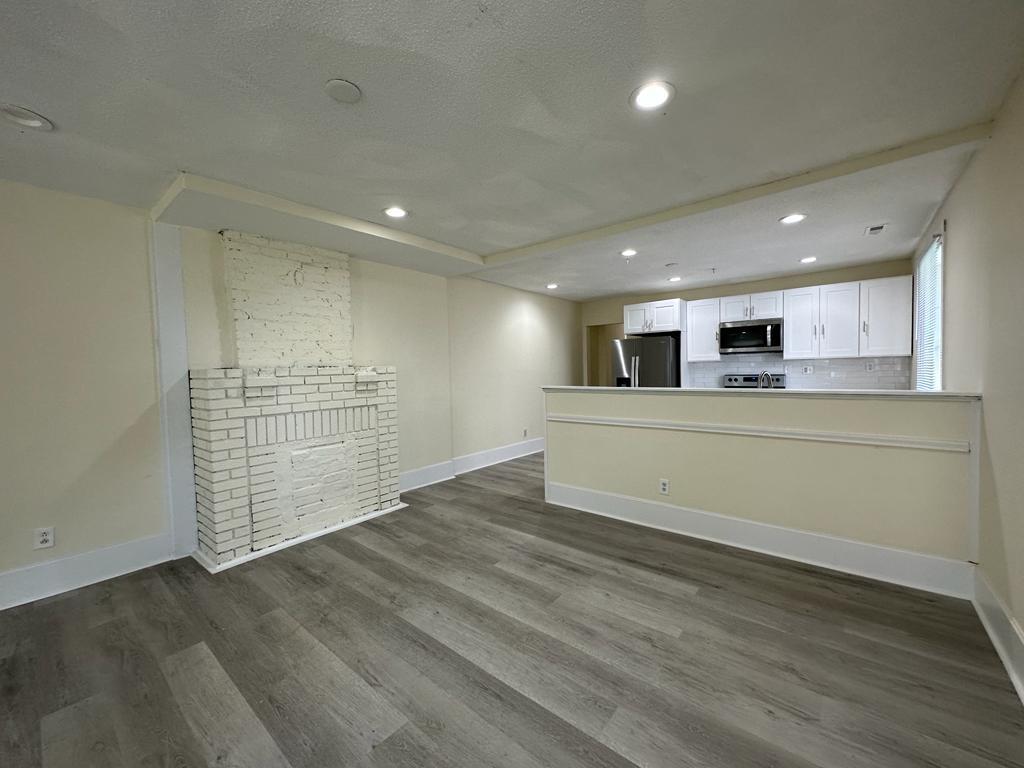 https://cdn.rentalbeast.com/listings/BUILDIUM-16194154-2.jpg.rbm