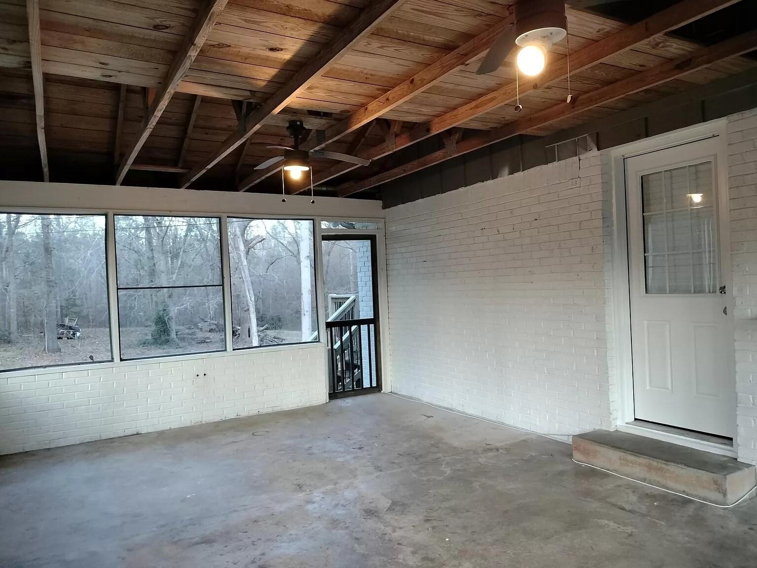 https://cdn.rentalbeast.com/listings/BUILDIUM-16623695-1.jpg.rbm