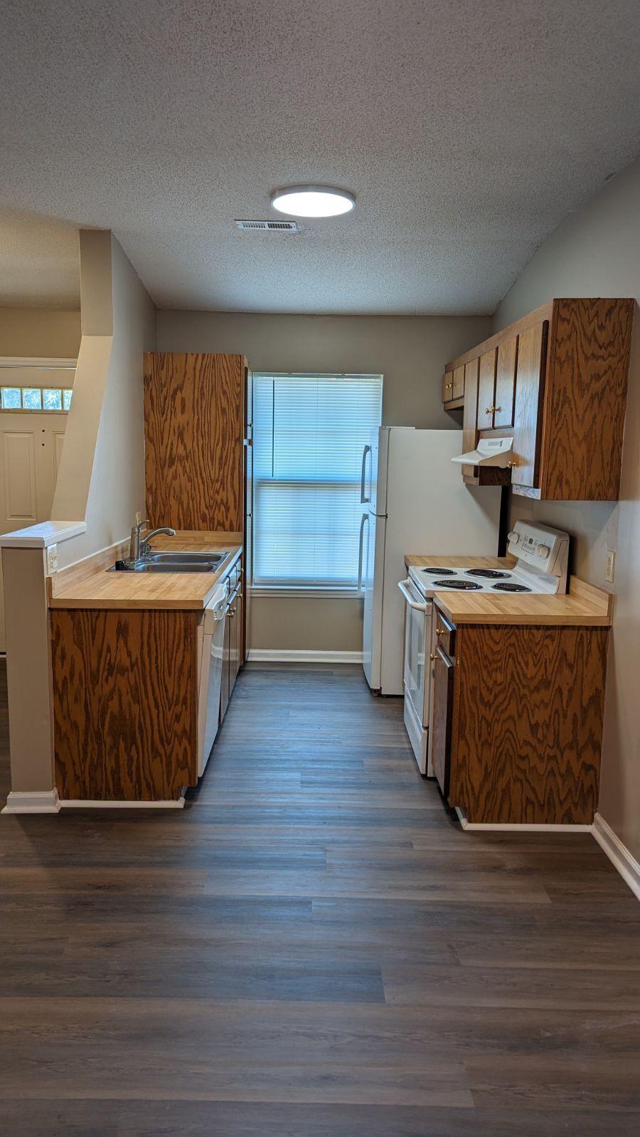 https://cdn.rentalbeast.com/listings/BUILDIUM-16681649-0.jpg.rbm