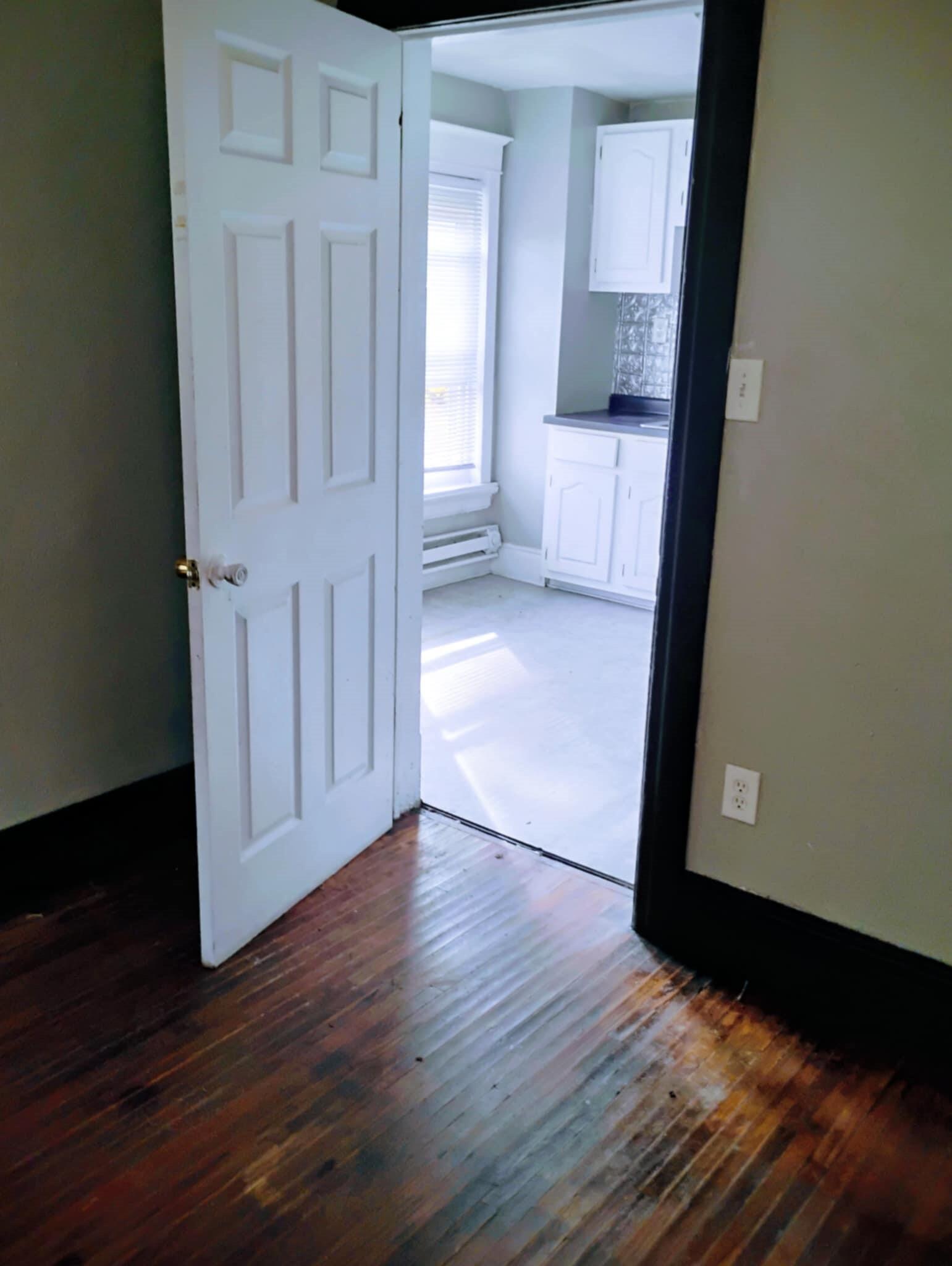 Image 15 For 537 Potter Street