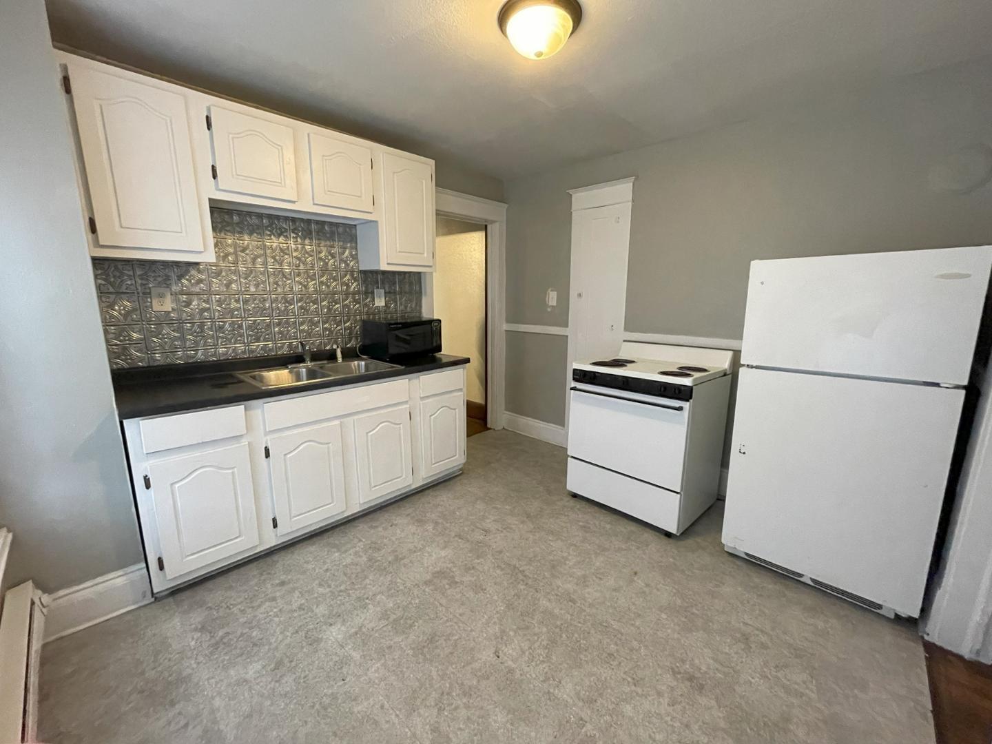 Image 3 For 537 Potter Street