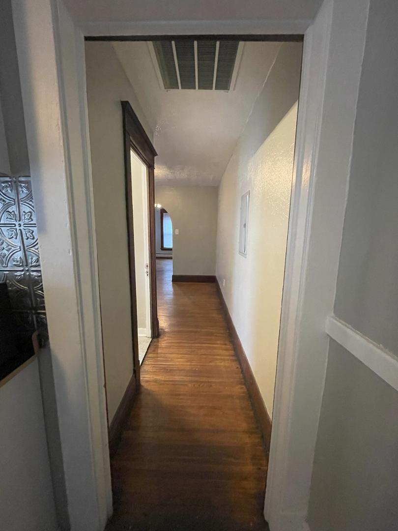 Image 5 For 537 Potter Street