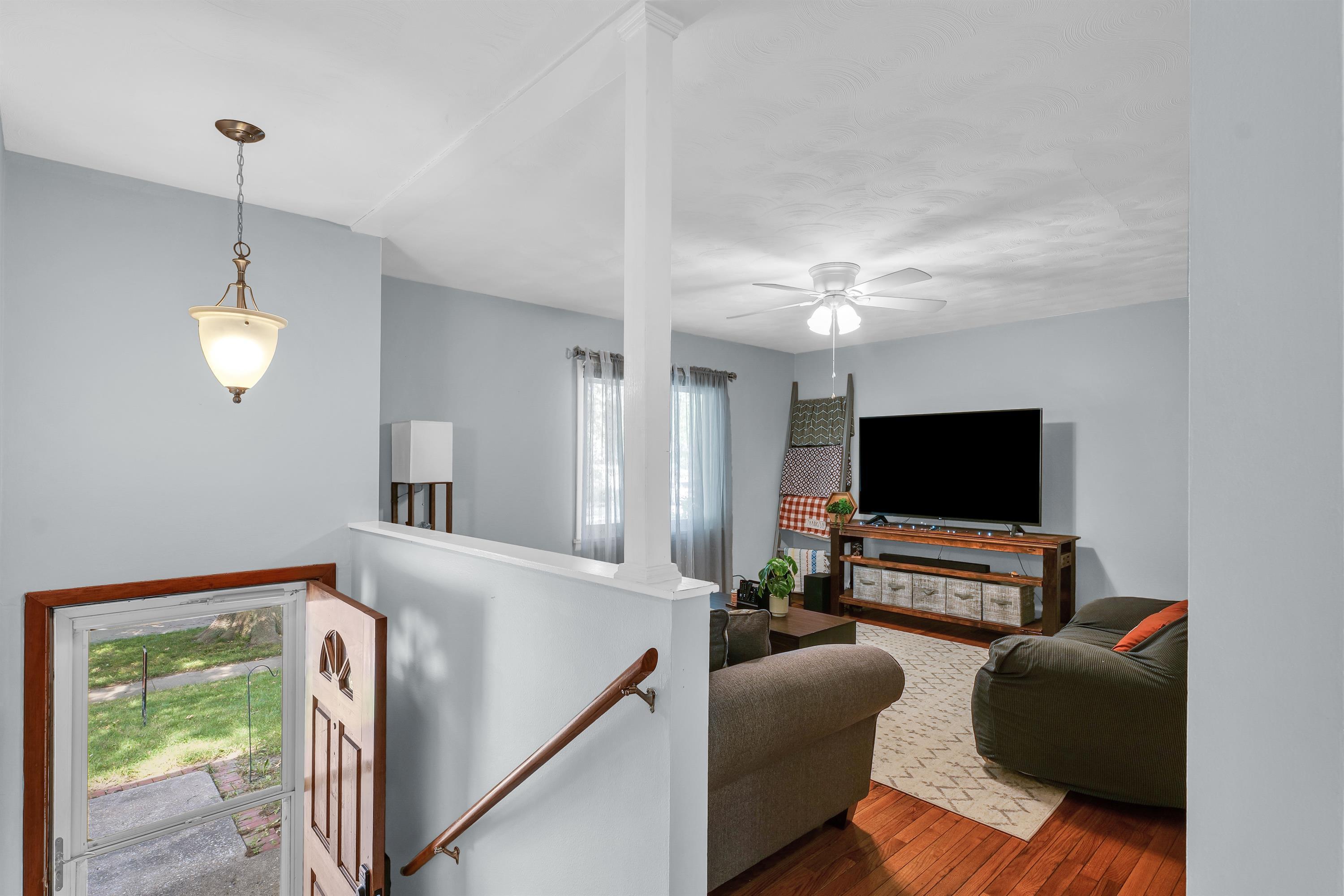 https://cdn.rentalbeast.com/listings/BUILDIUM-17165686-3.jpg.rbm